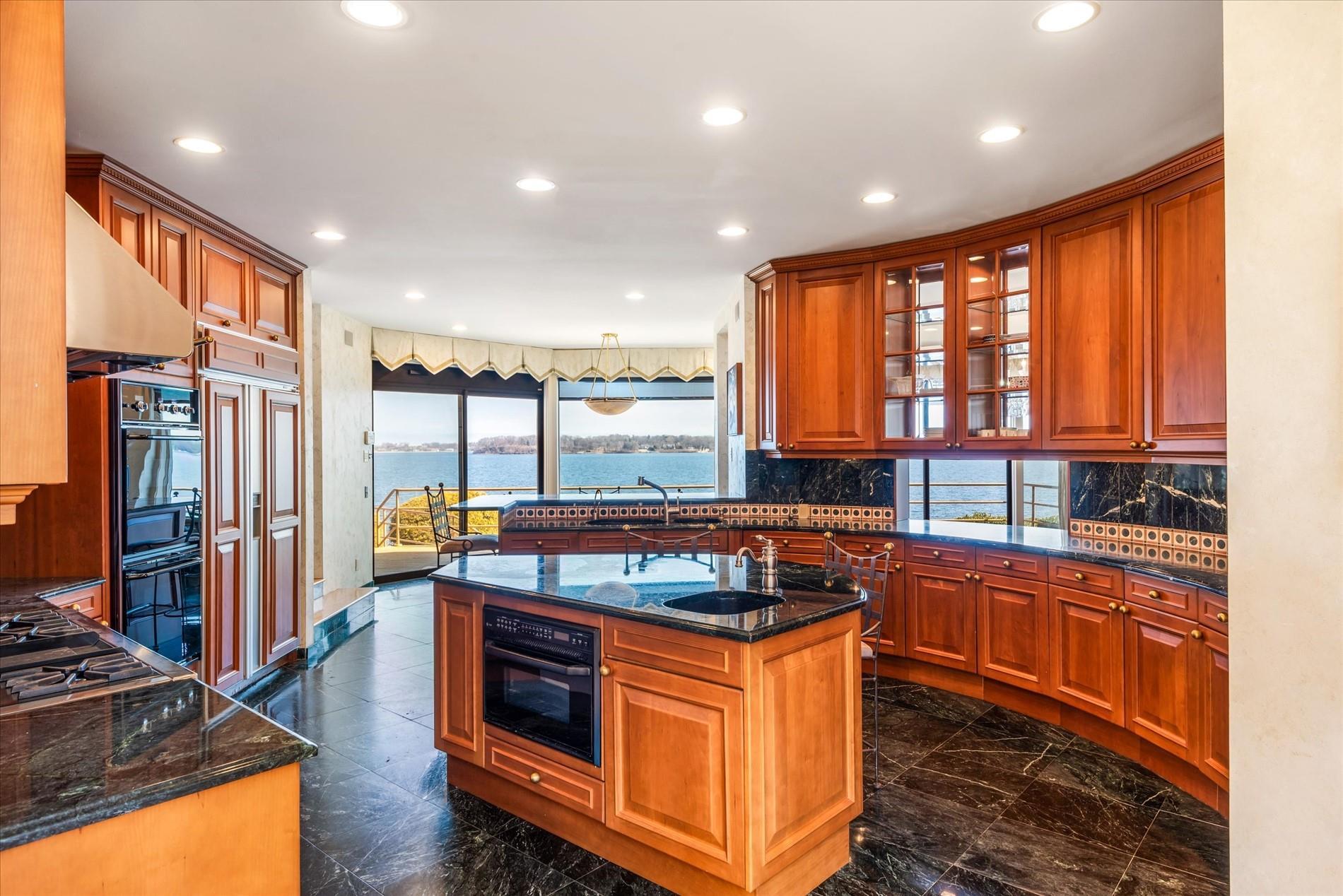 Single Family Gatsby  Nassau County, NY 11024, MLS-834557-13