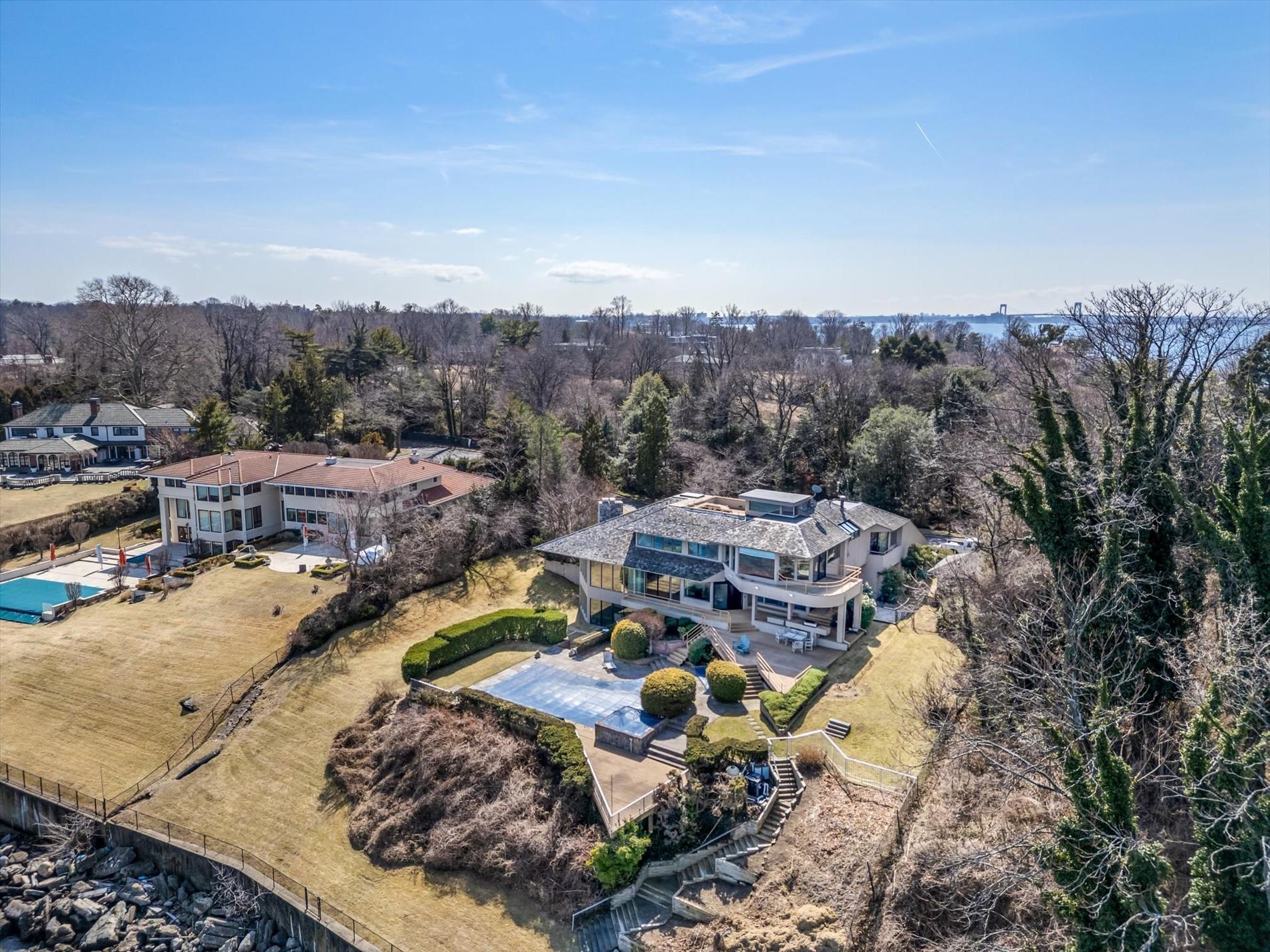 Single Family Gatsby  Nassau County, NY 11024, MLS-834557-34