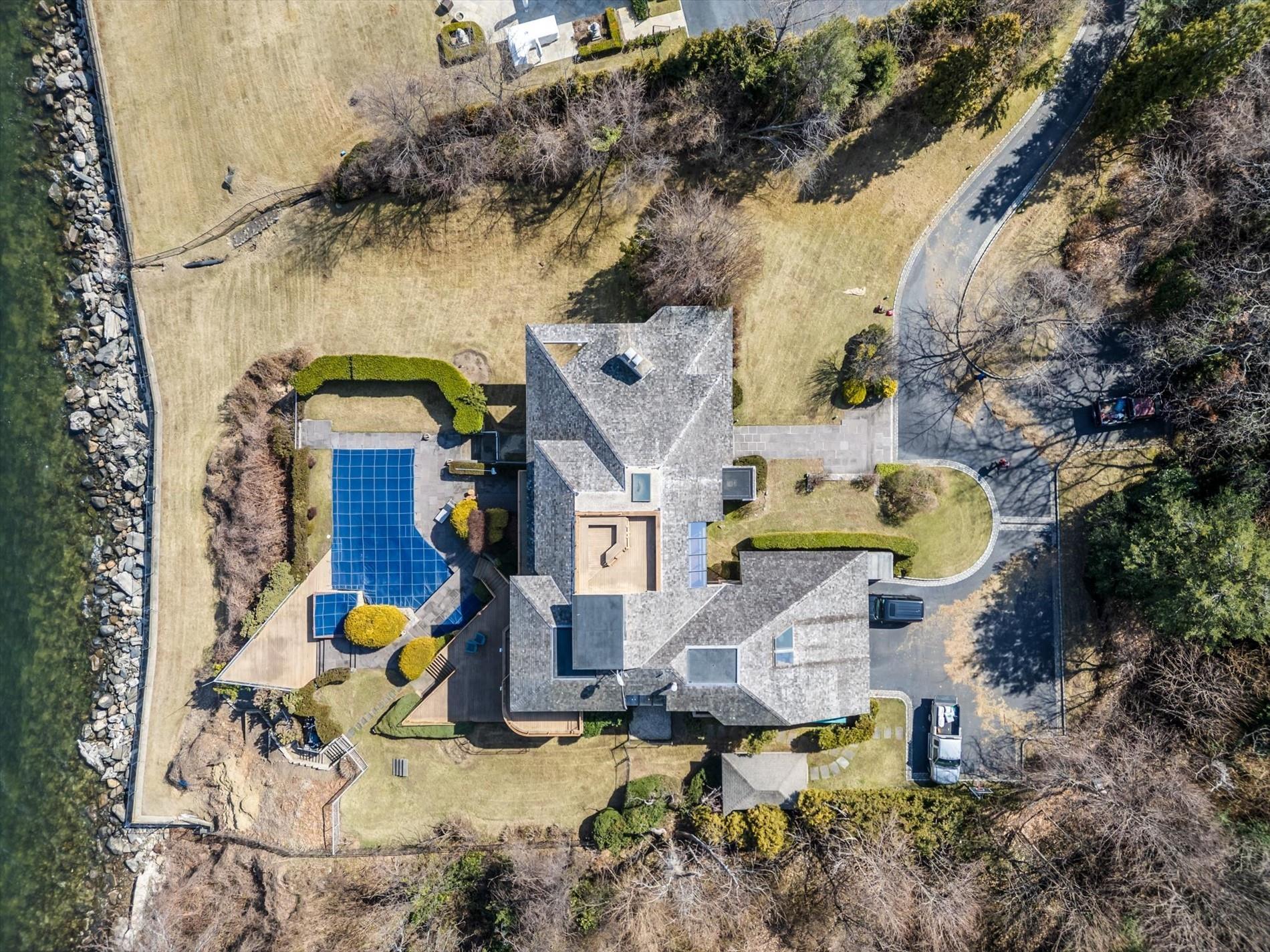 Single Family Gatsby  Nassau County, NY 11024, MLS-834557-36