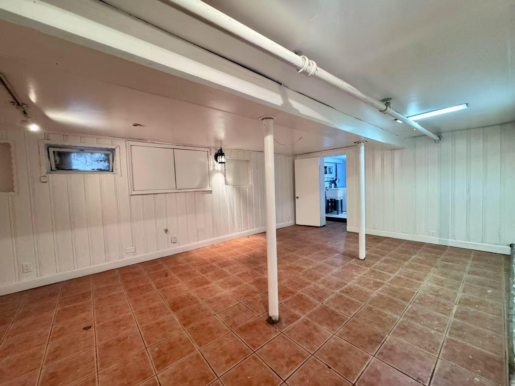 Single Family 42  Queens, NY 11373, MLS-834583-23