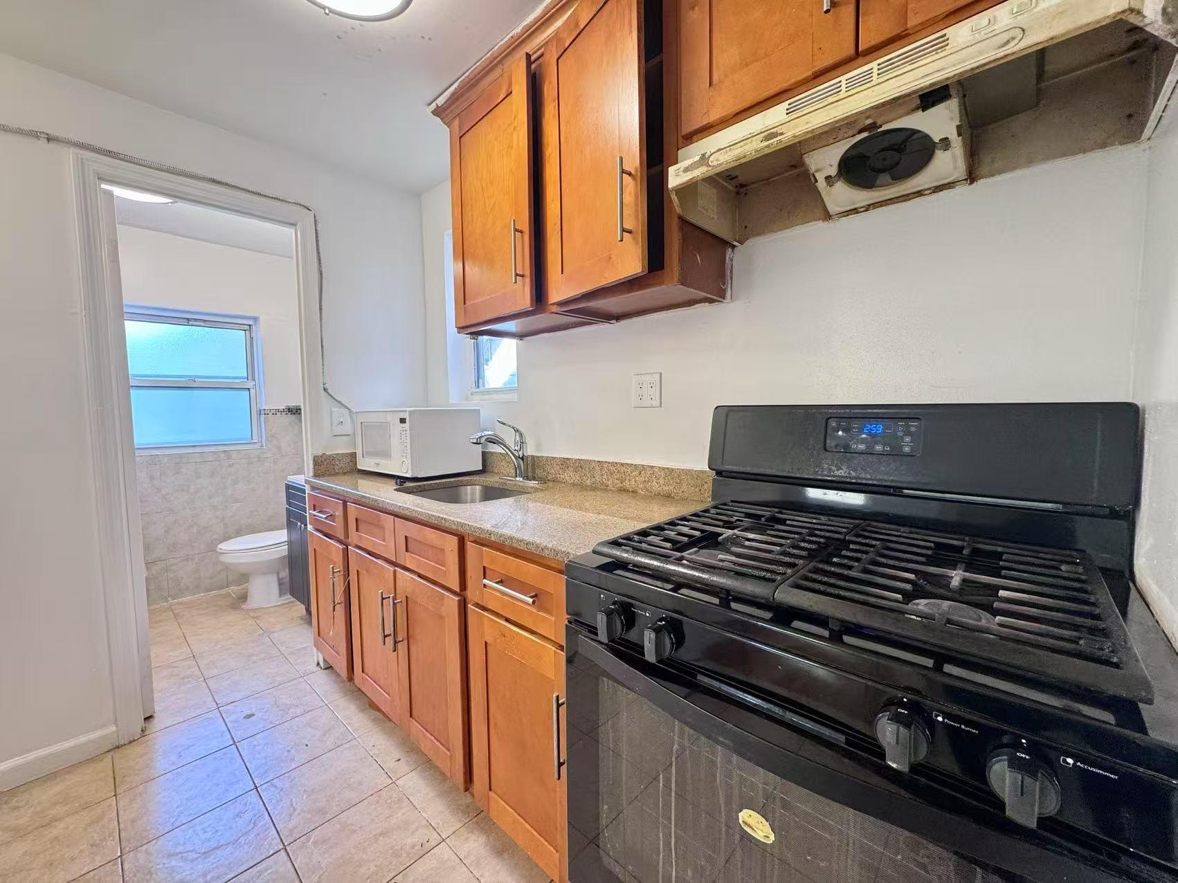 Single Family 42  Queens, NY 11373, MLS-834583-8