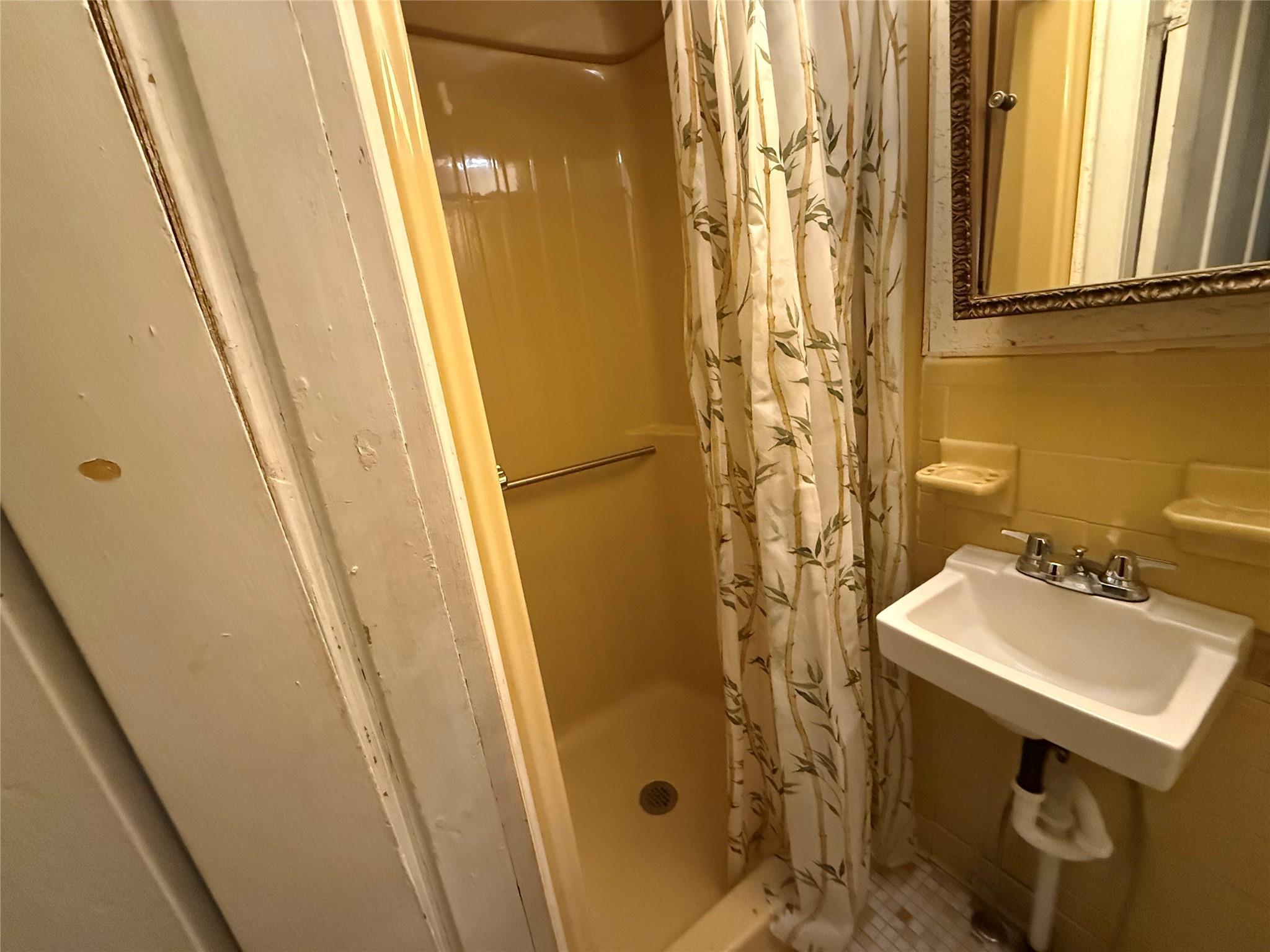 Single Family Verplanck  Dutchess County, NY 12508, MLS-834584-14