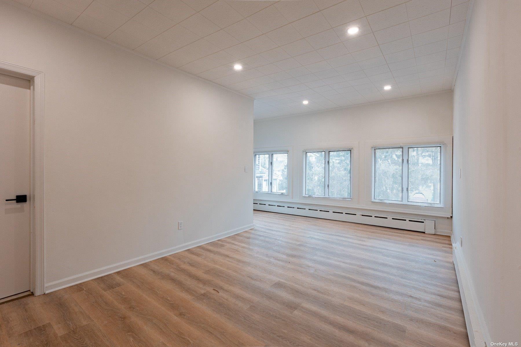 Apartment Bellport  Suffolk County, NY 11713, MLS-834622-8