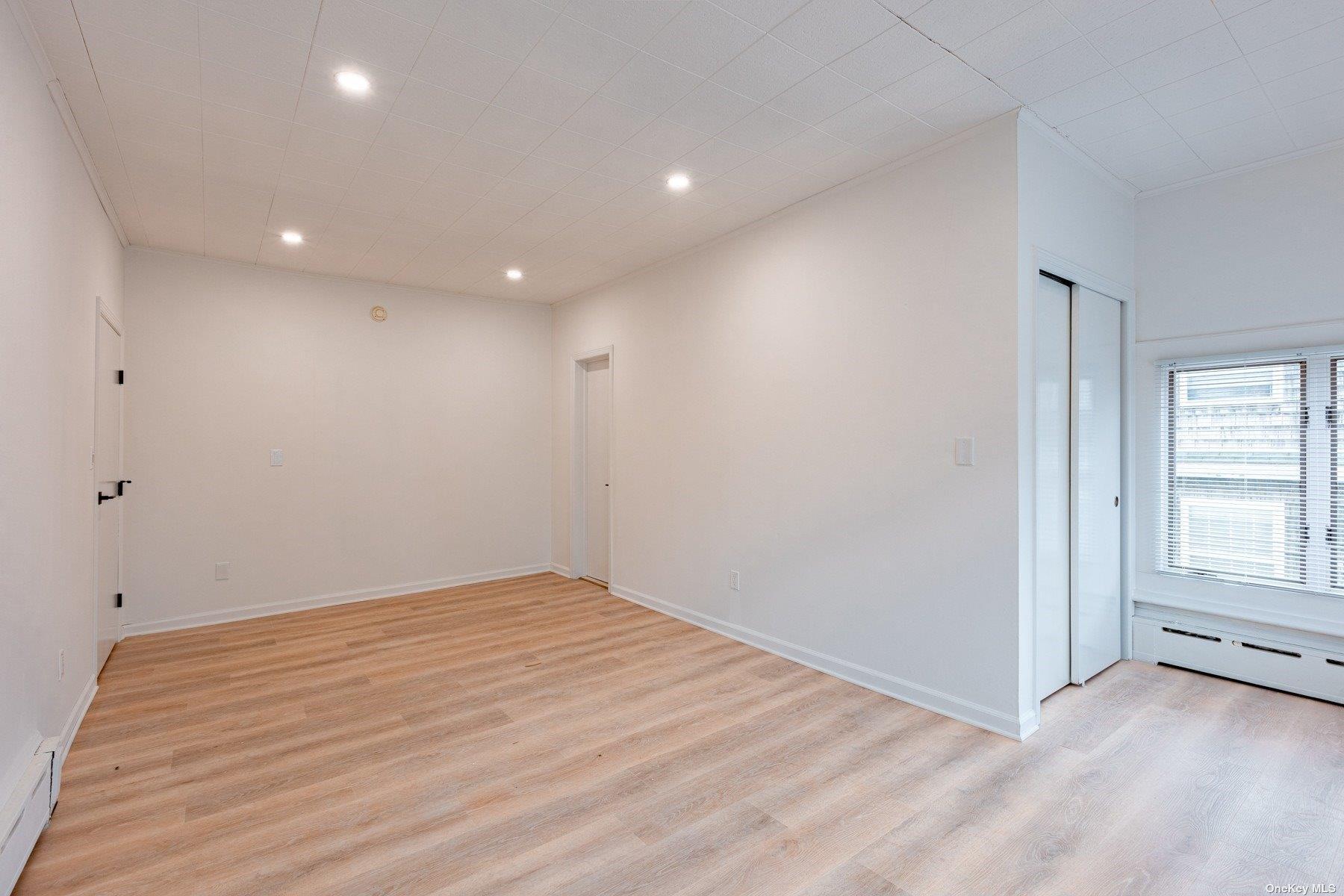Apartment Bellport  Suffolk County, NY 11713, MLS-834622-9
