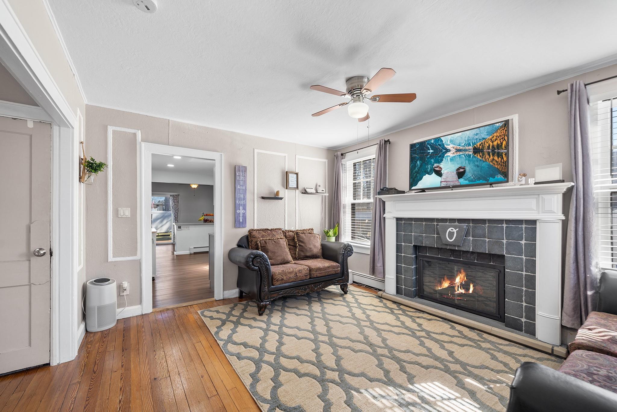 Single Family Westwood  Suffolk County, NY 11729, MLS-834653-5
