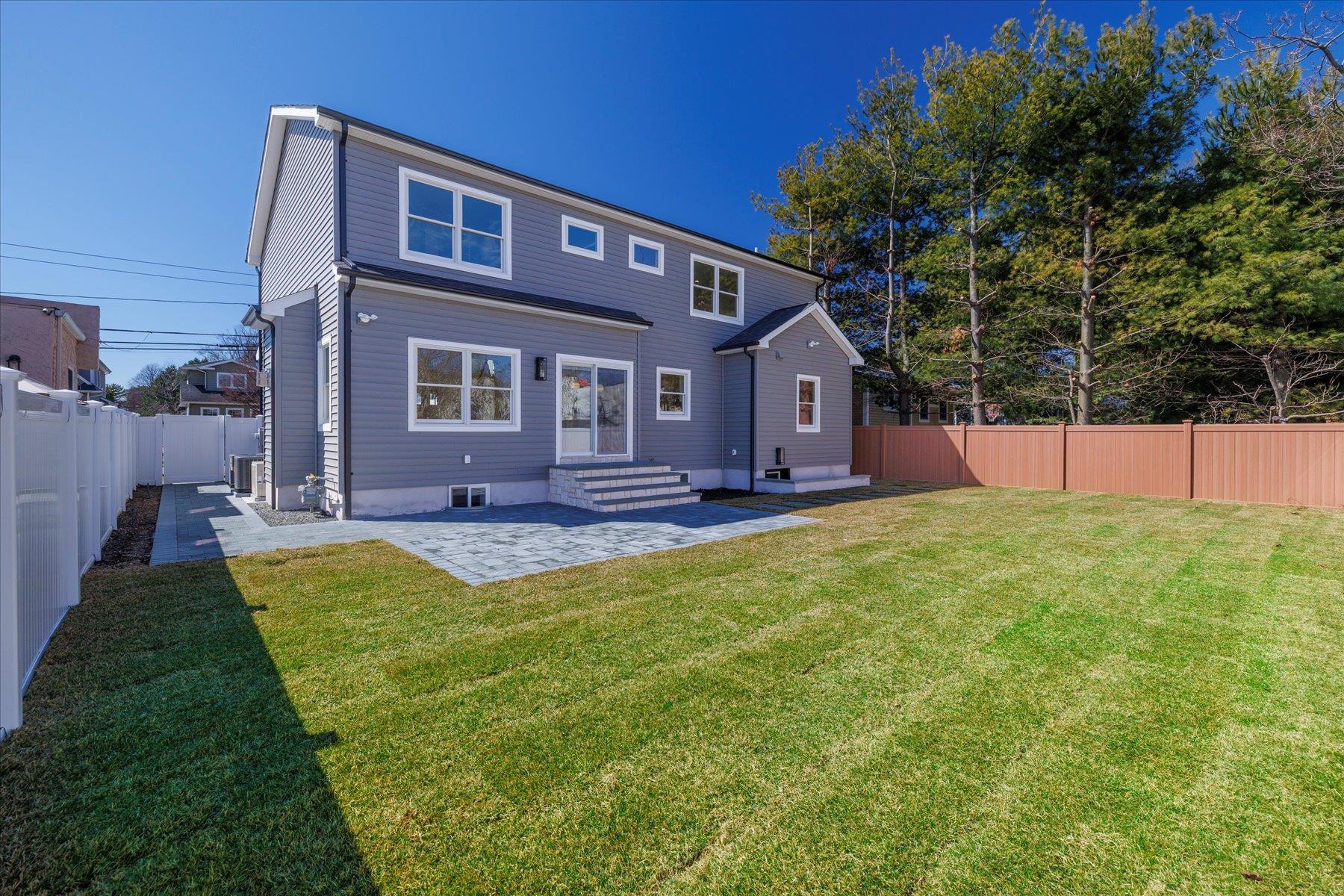 Single Family Frankel  Nassau County, NY 11566, MLS-834658-24