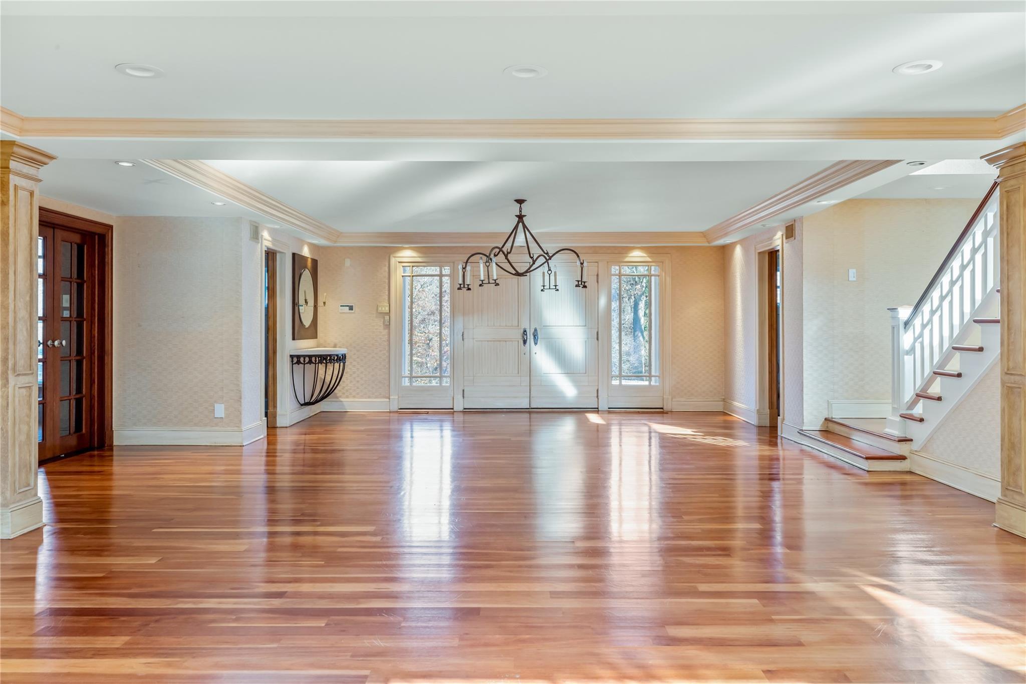 Single Family Old Cedar Swamp  Nassau County, NY 11545, MLS-834701-18