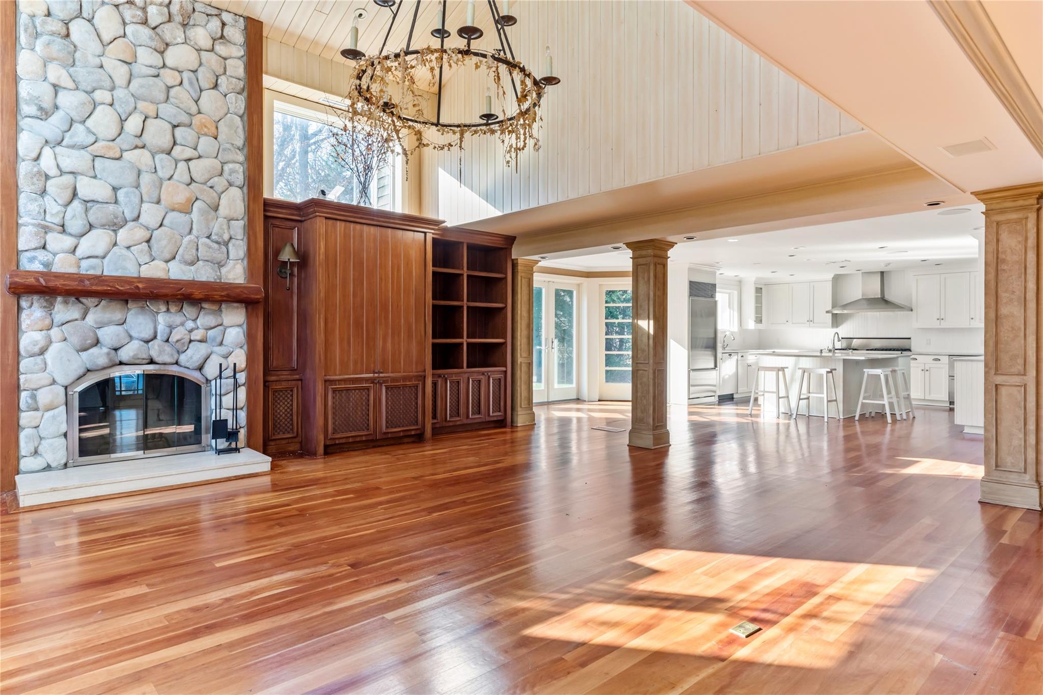 Single Family Old Cedar Swamp  Nassau County, NY 11545, MLS-834701-8