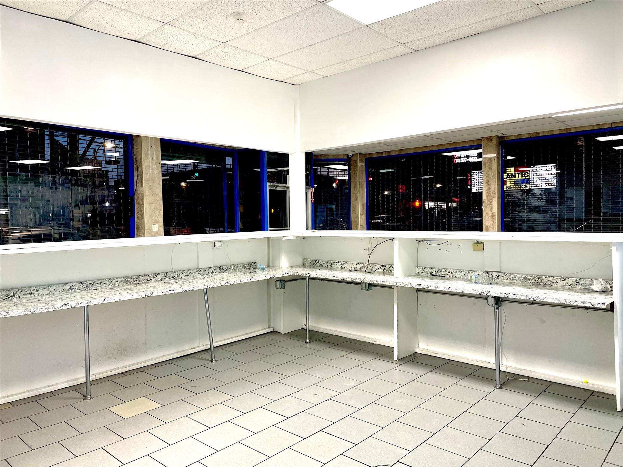 Commercial Lease Fulton  Brooklyn, NY 11208, MLS-834711-3
