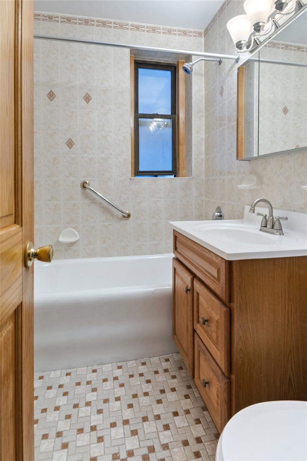 Coop Barnes  Bronx, NY 10467, MLS-834773-10