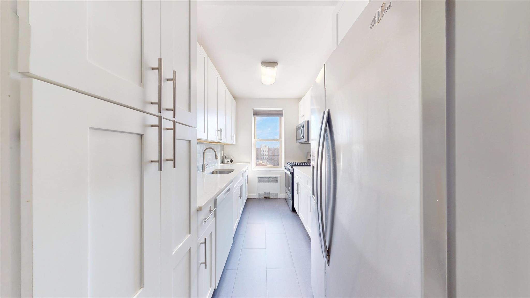 Coop Shore  Brooklyn, NY 11209, MLS-834808-11