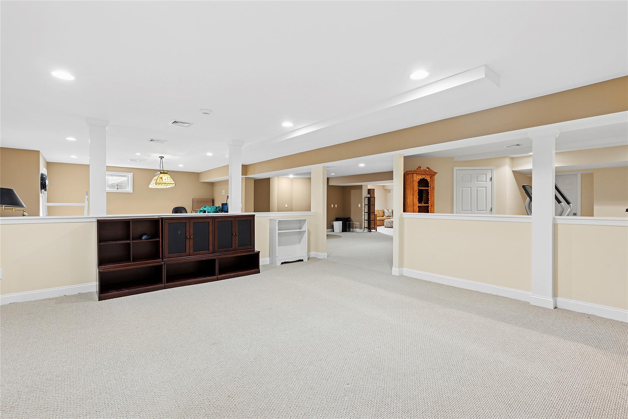 Single Family Seasons  Suffolk County, NY 11968, MLS-834810-21