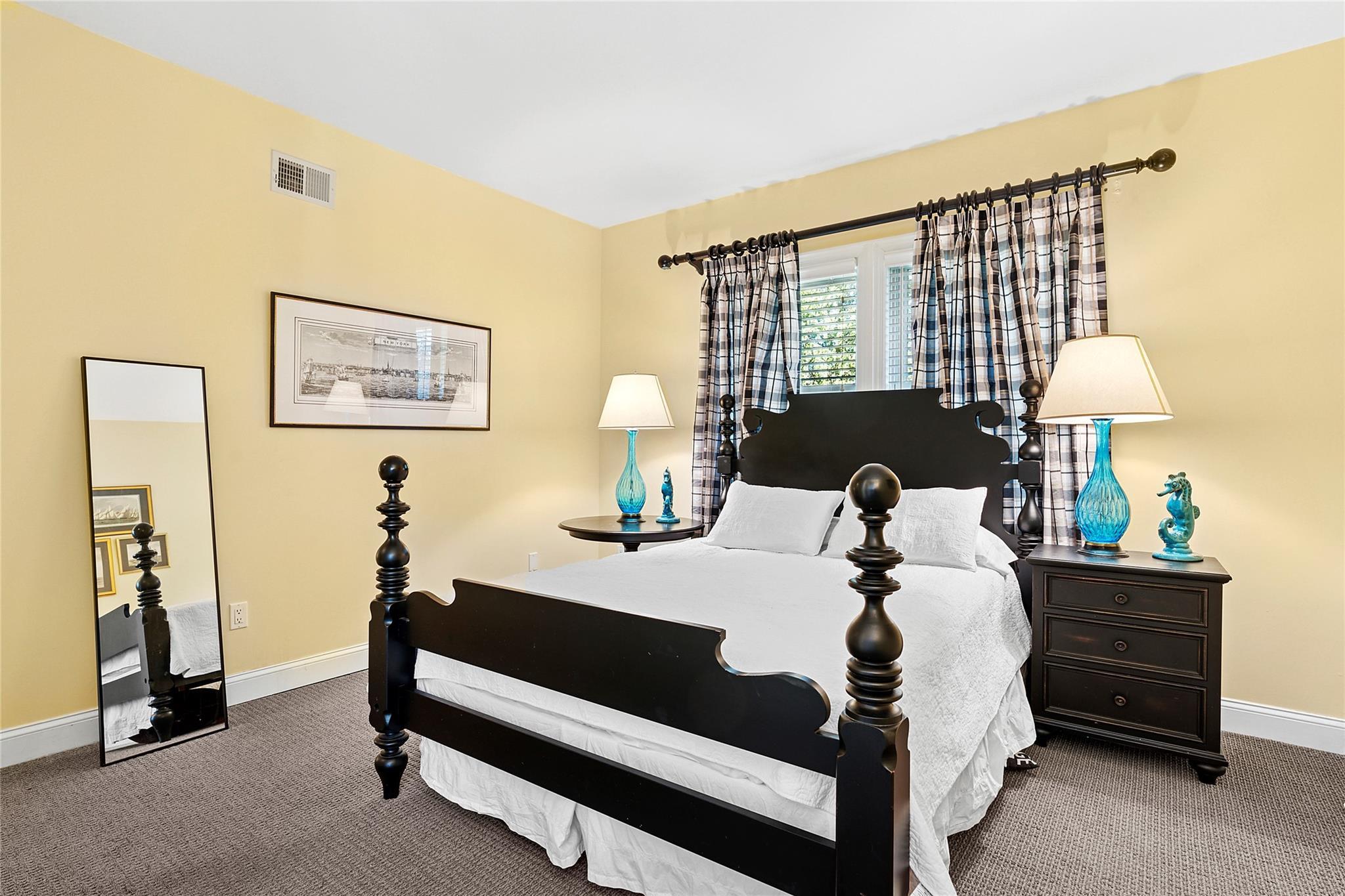 Single Family Seasons  Suffolk County, NY 11968, MLS-834810-9