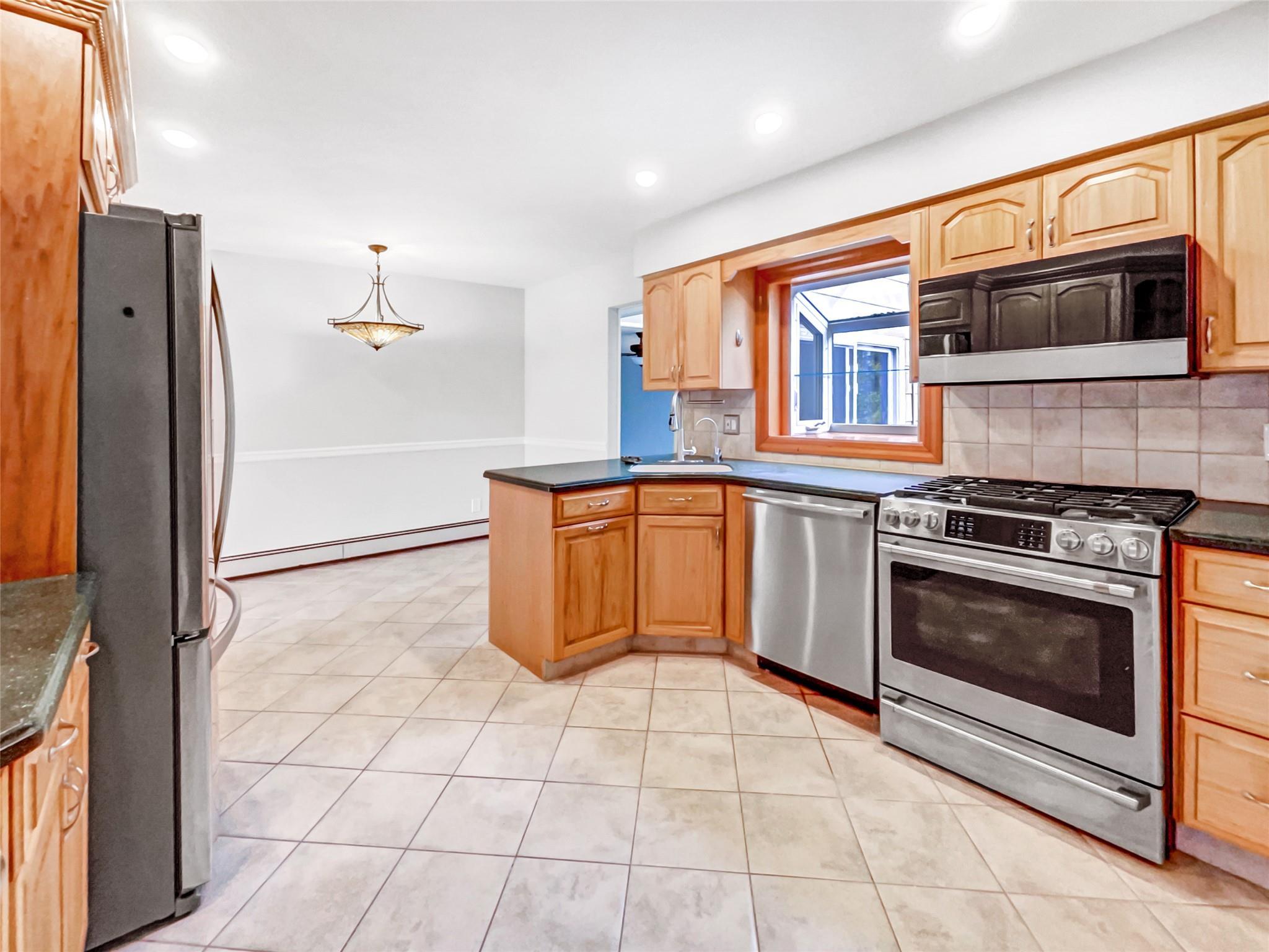 Single Family Charter  Suffolk County, NY 11787, MLS-834836-6