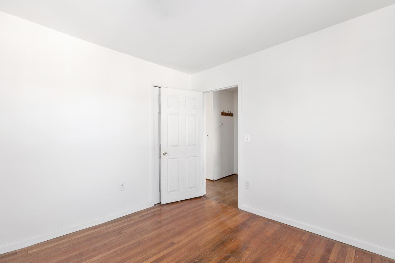 Single Family Verazzano  Suffolk County, NY 11726, MLS-834845-23