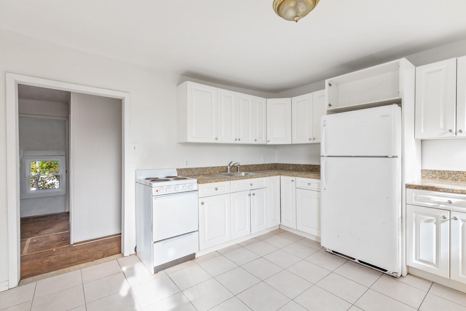 Single Family Verazzano  Suffolk County, NY 11726, MLS-834845-25