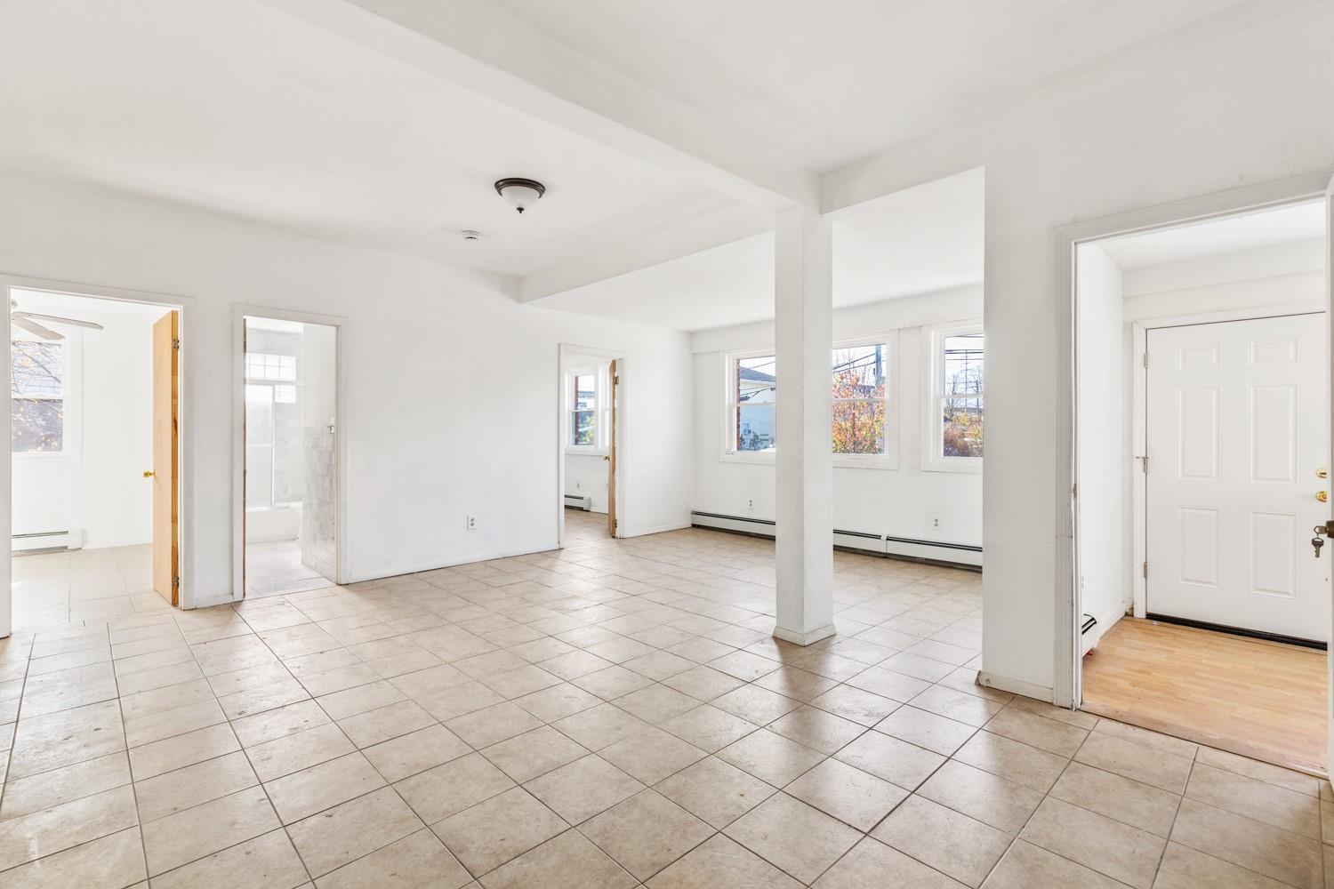 Single Family Verazzano  Suffolk County, NY 11726, MLS-834845-3