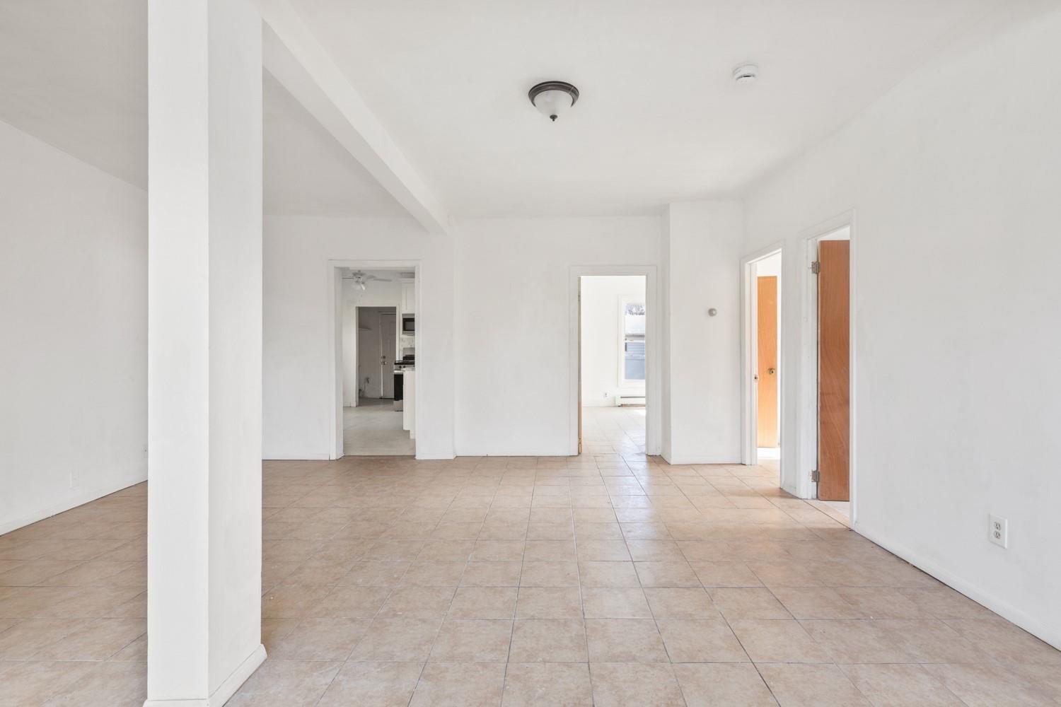 Single Family Verazzano  Suffolk County, NY 11726, MLS-834845-6
