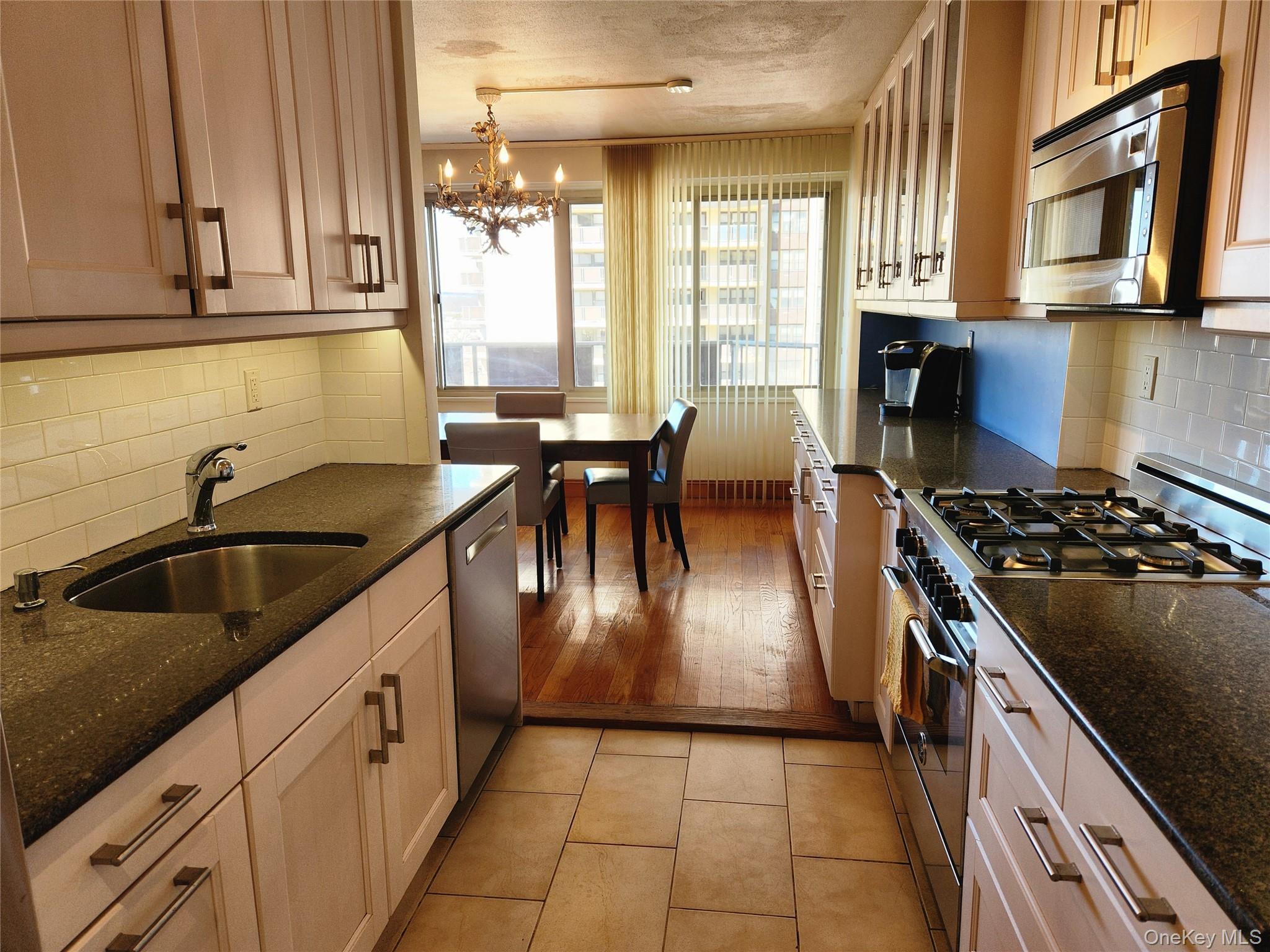 Coop 215th Queens, NY 11360, MLS-834870-2