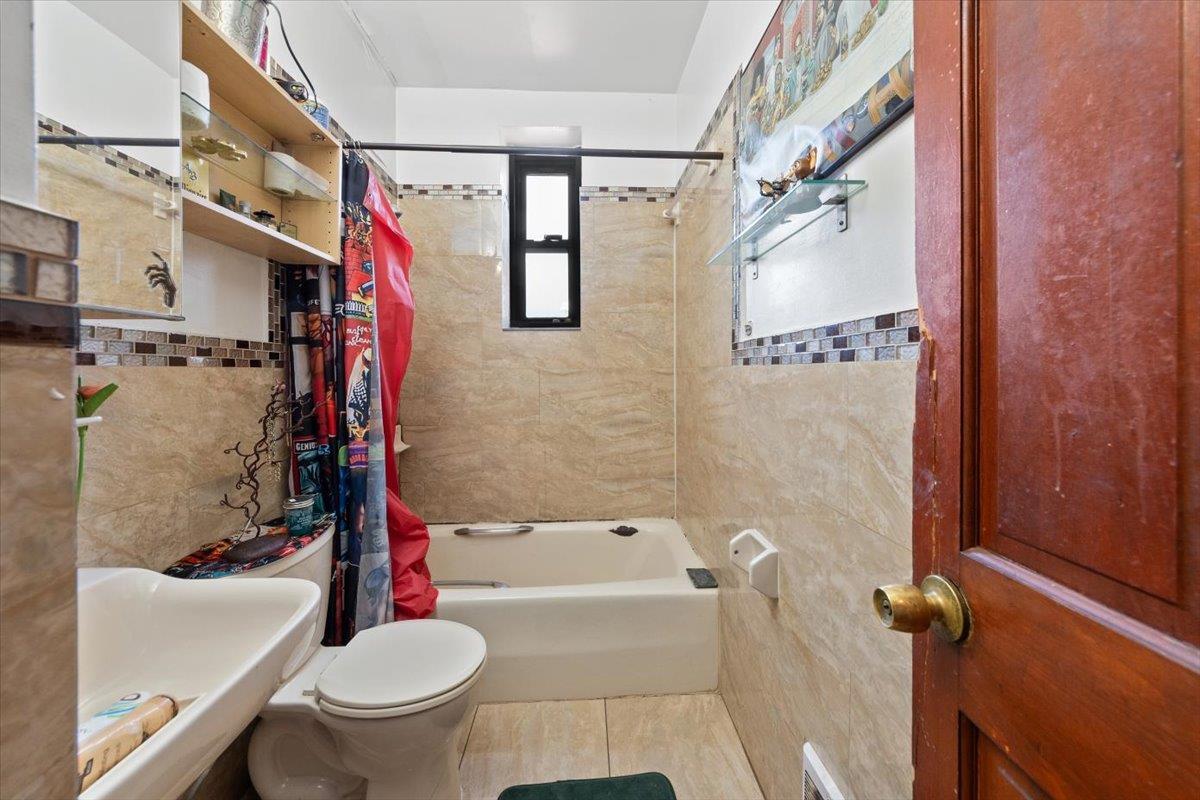Single Family 162nd  Manhattan, NY 10032, MLS-834896-16