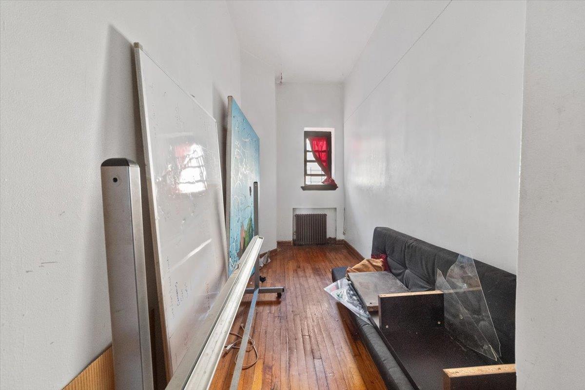 Single Family 162nd  Manhattan, NY 10032, MLS-834896-21