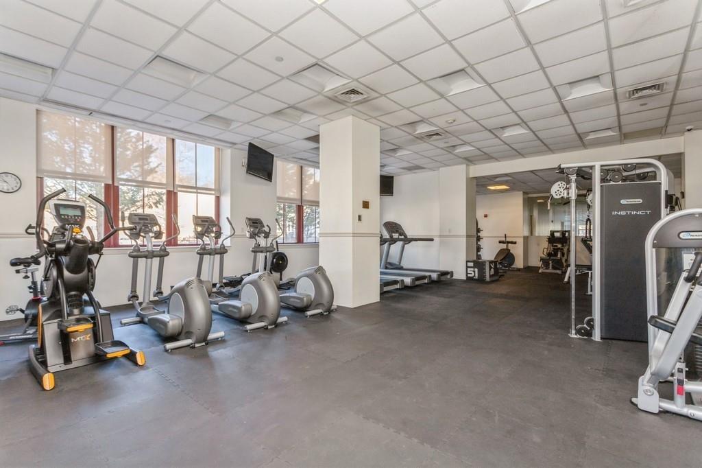 Condo Scarsdale  Westchester County, NY 10707, MLS-834899-19