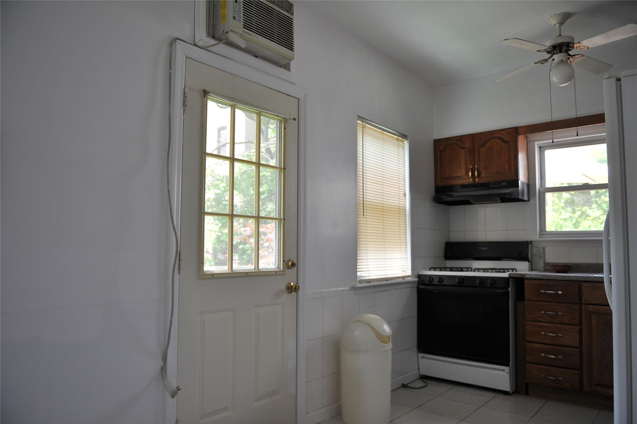 Single Family 85th  Brooklyn, NY 11209, MLS-834905-15