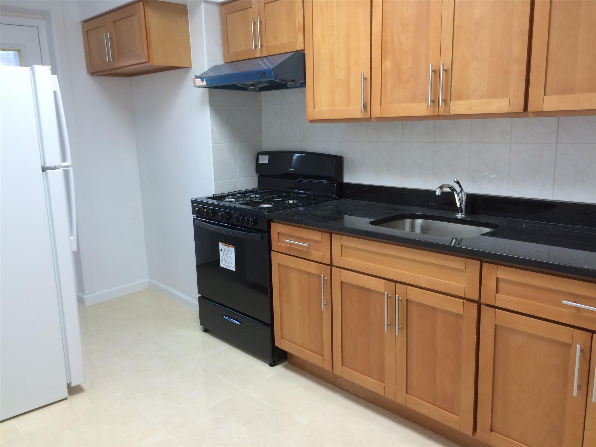 Single Family 85th  Brooklyn, NY 11209, MLS-834905-3