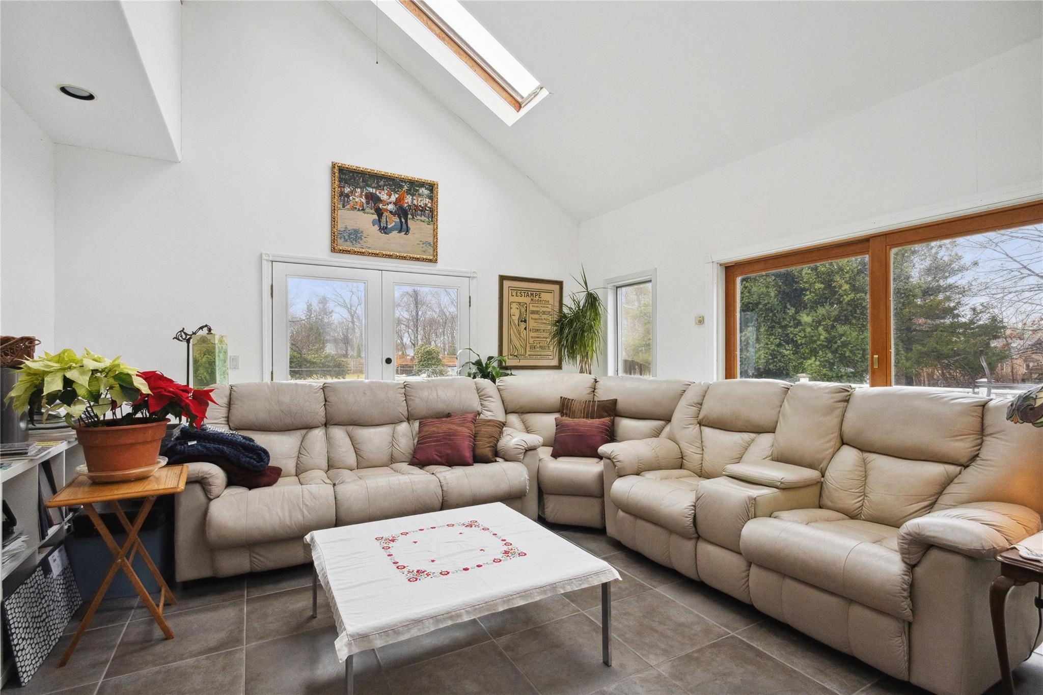 Single Family Friendly  Suffolk County, NY 11787, MLS-834916-14
