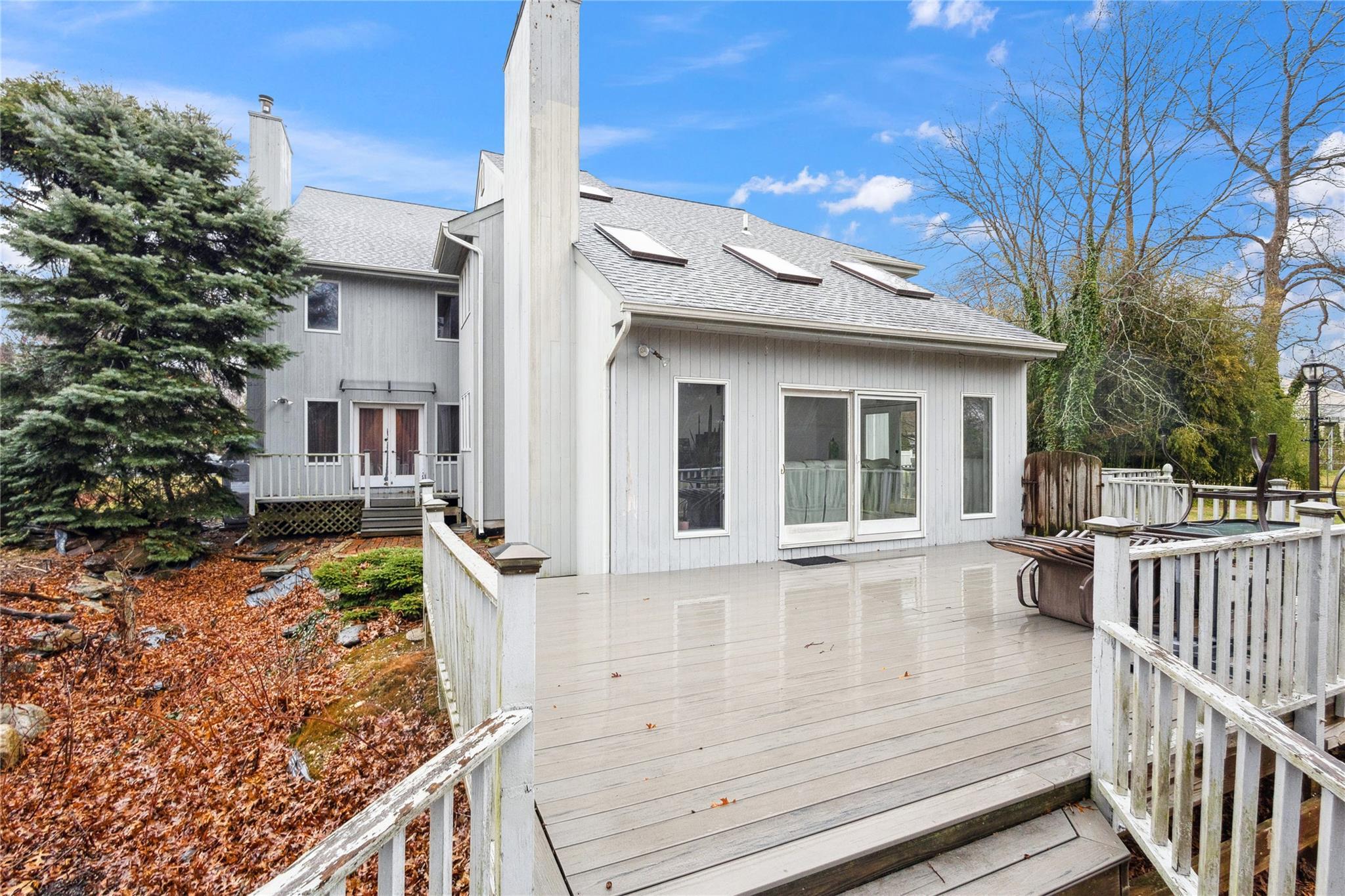 Single Family Friendly  Suffolk County, NY 11787, MLS-834916-31