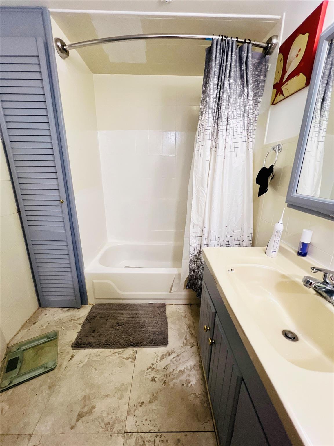 Single Family 15th  Queens, NY 11356, MLS-834920-11