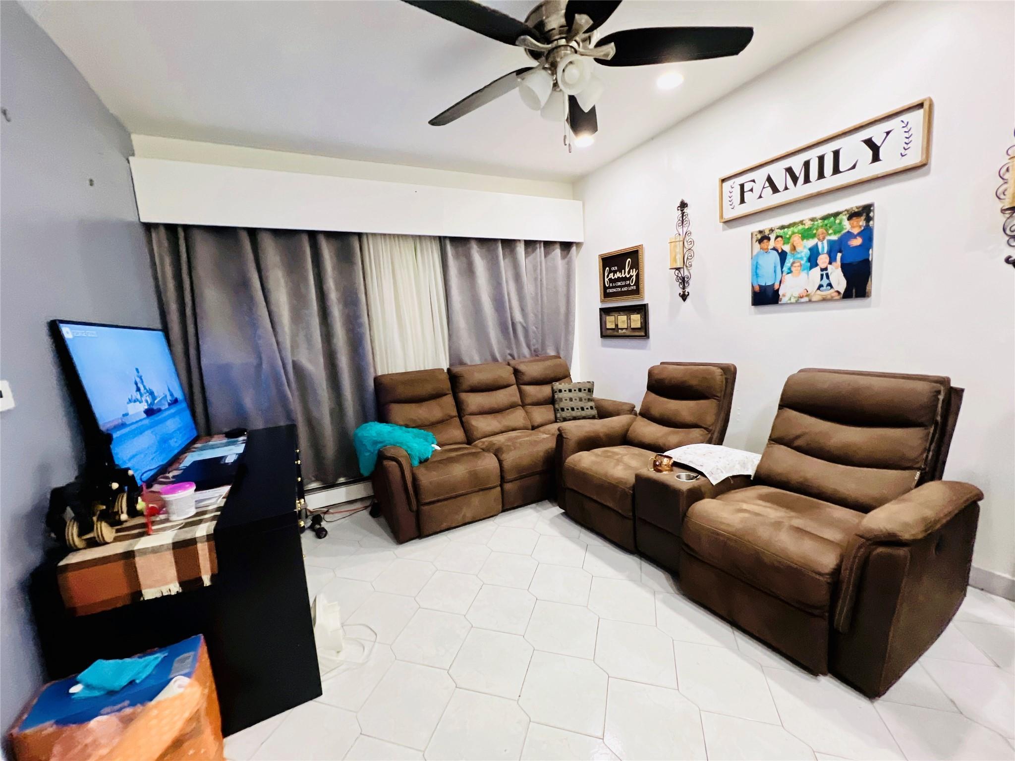 Single Family 15th  Queens, NY 11356, MLS-834920-2