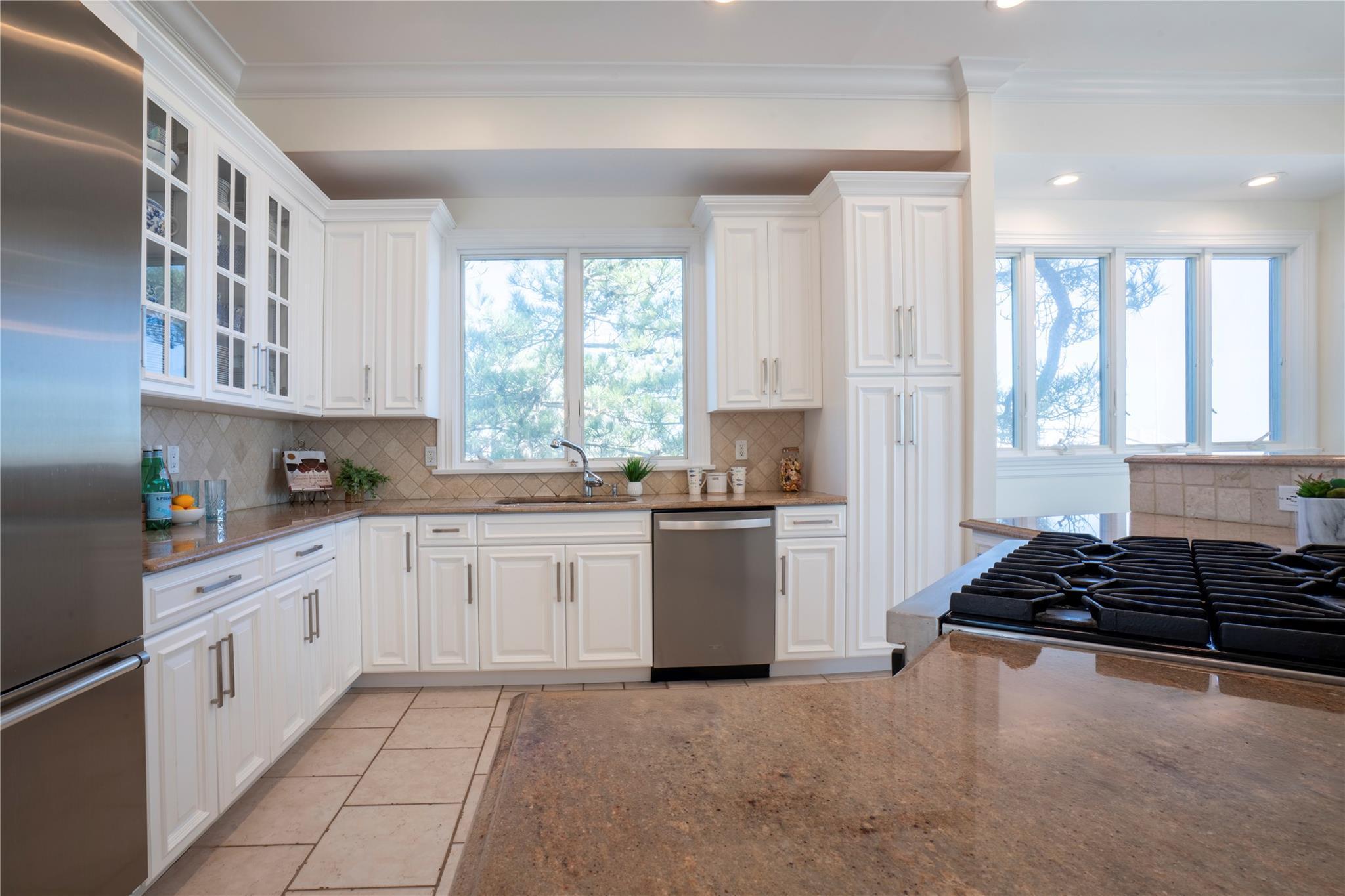 Single Family Dune  Suffolk County, NY 11978, MLS-834979-10