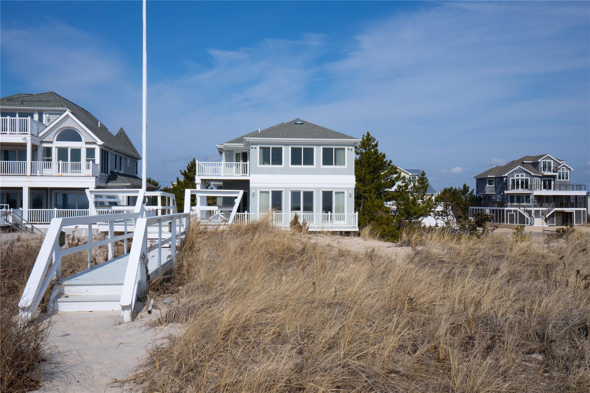 Single Family Dune  Suffolk County, NY 11978, MLS-834979-43