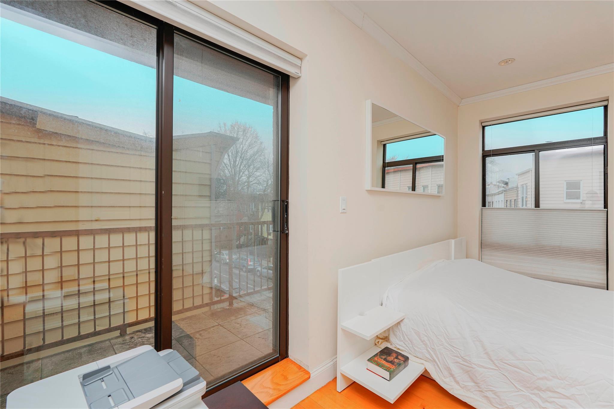 Condo Fort Hamilton Ave  Brooklyn, NY 11218, MLS-834990-12