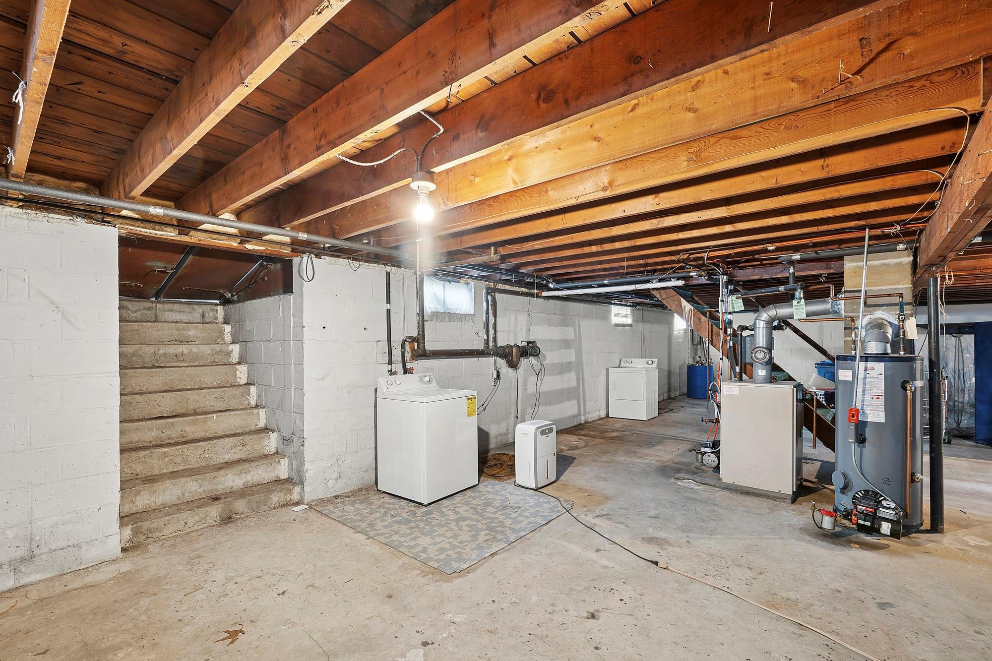 Single Family Bayview  Suffolk County, NY 11971, MLS-835064-11