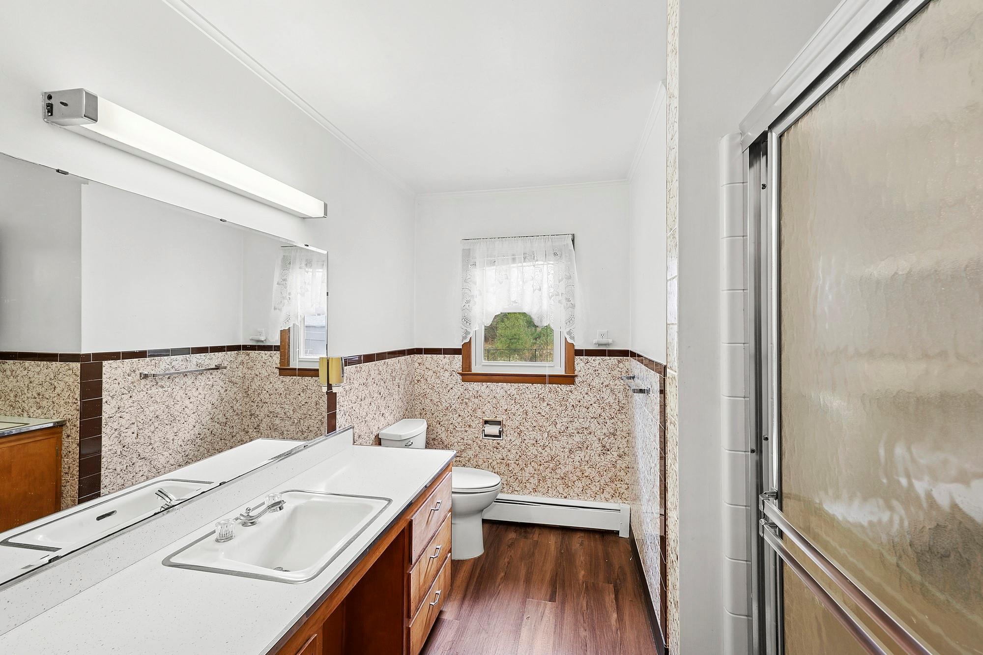 Single Family Bayview  Suffolk County, NY 11971, MLS-835064-6