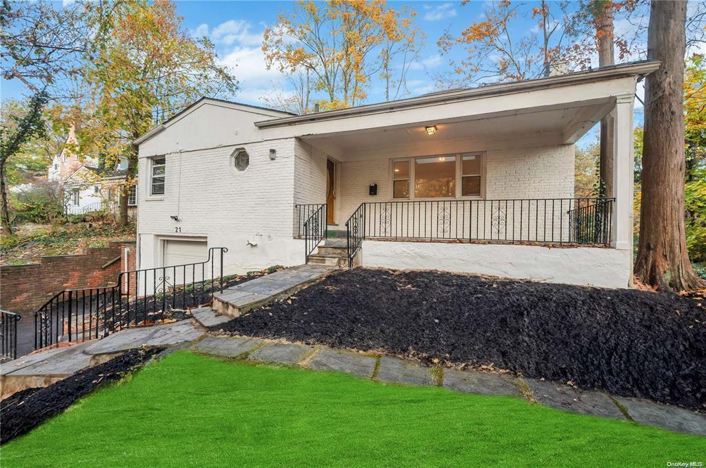 Single Family Ravine  Nassau County, NY 11023, MLS-835089-31