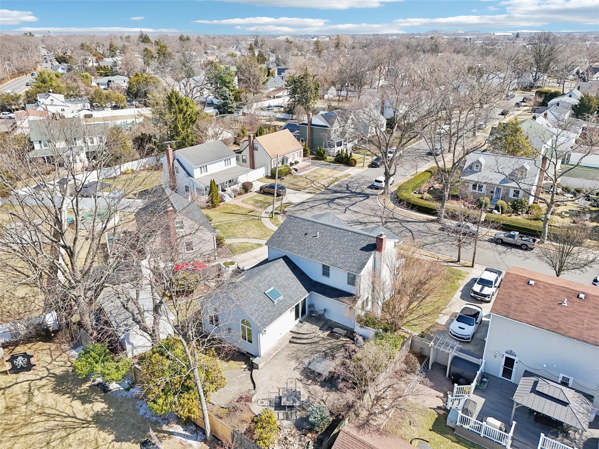 Single Family Pinehurst  Nassau County, NY 11735, MLS-835111-49