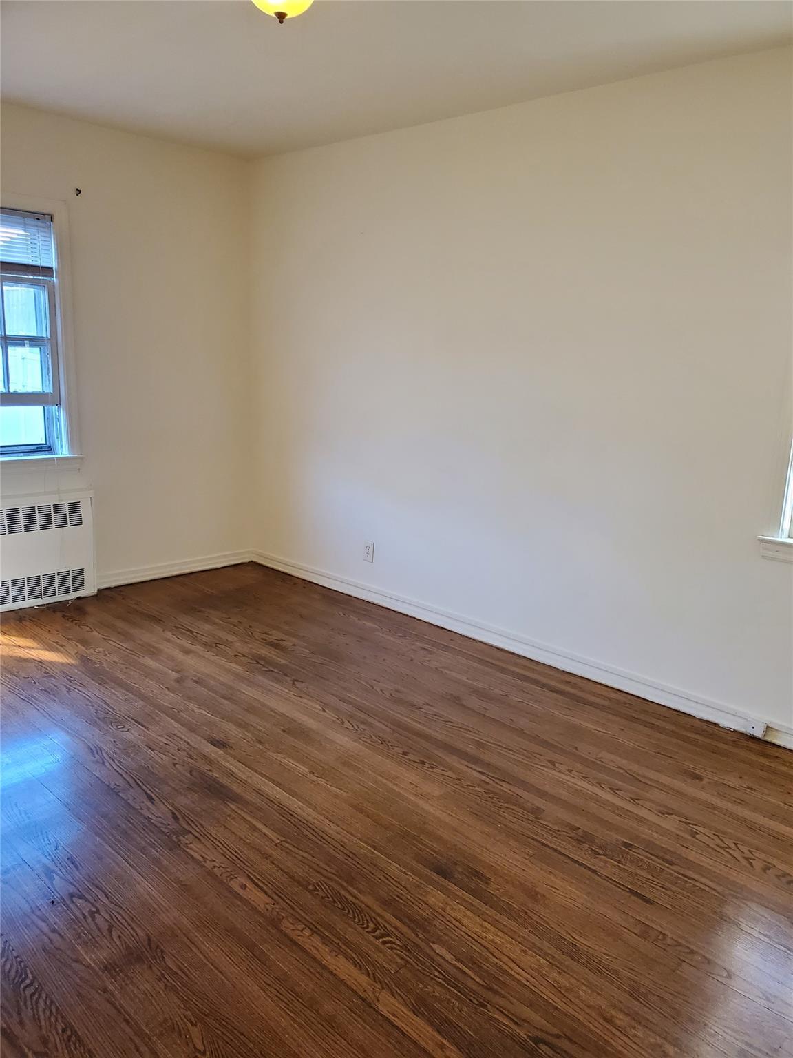 Apartment Parsons  Queens, NY 11365, MLS-835121-10