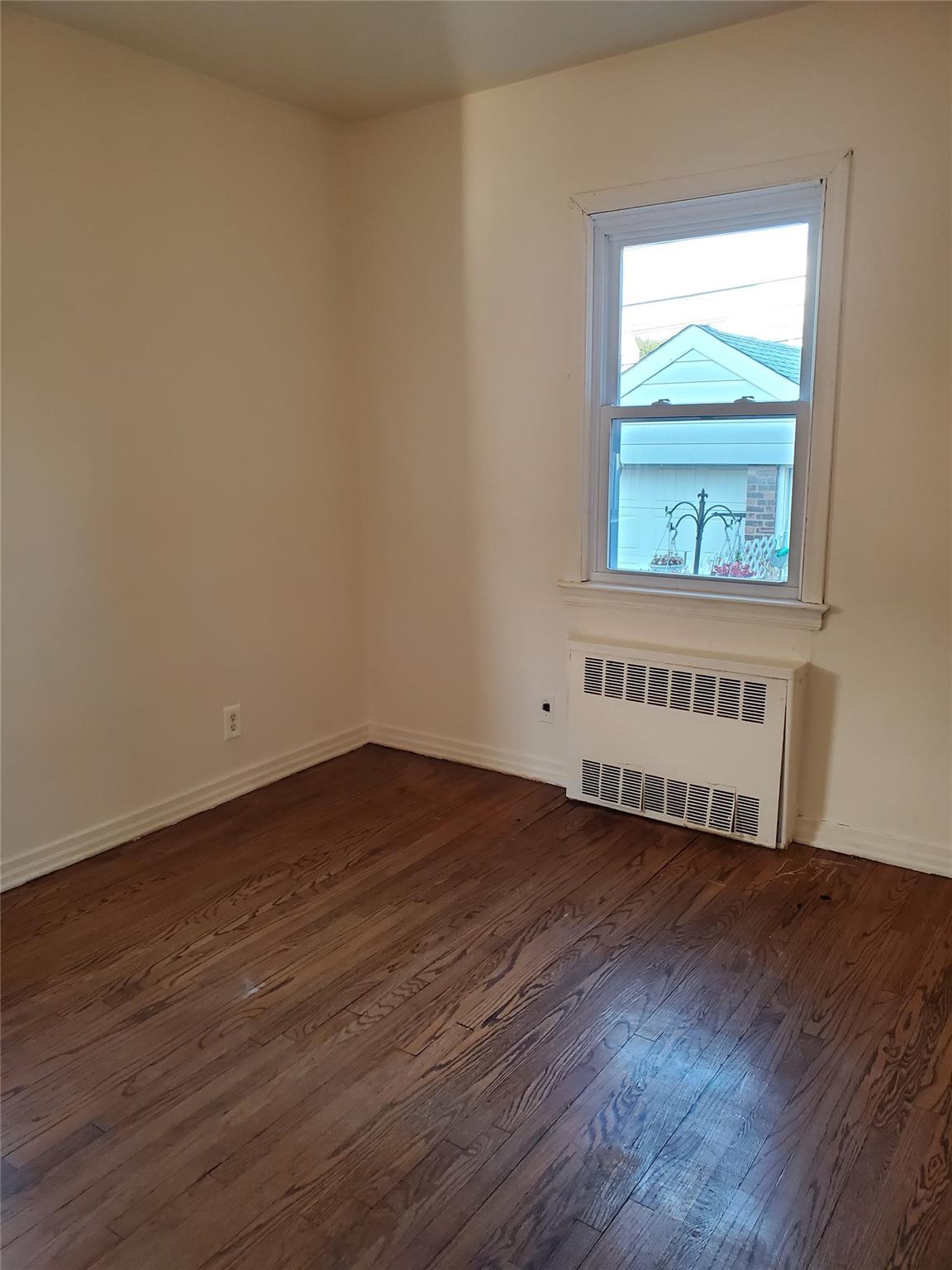 Apartment Parsons  Queens, NY 11365, MLS-835121-11