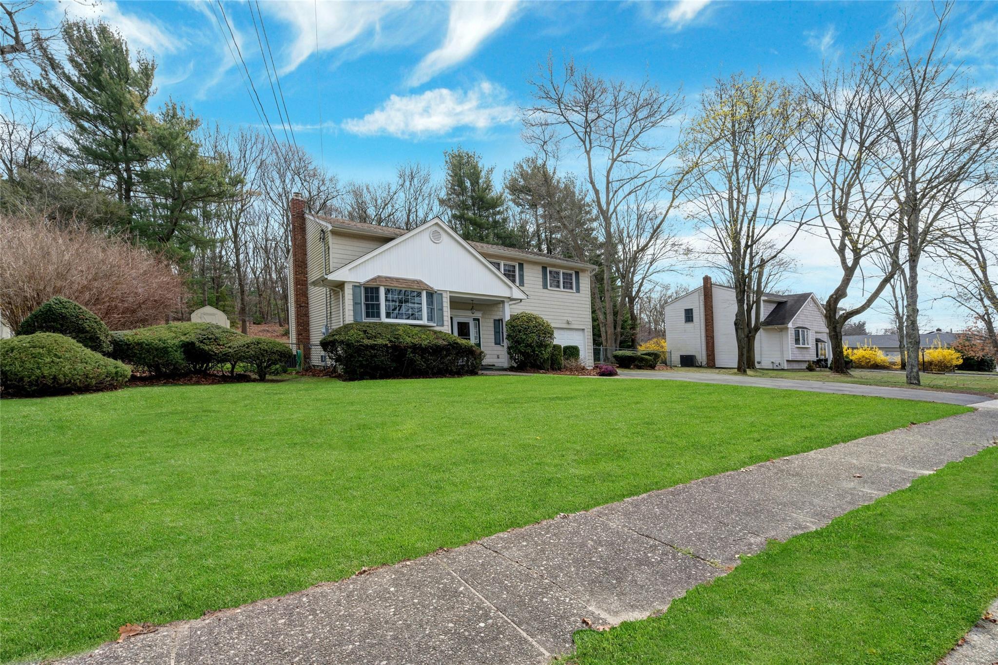 Single Family Grissom  Suffolk County, NY 11788, MLS-835135-4