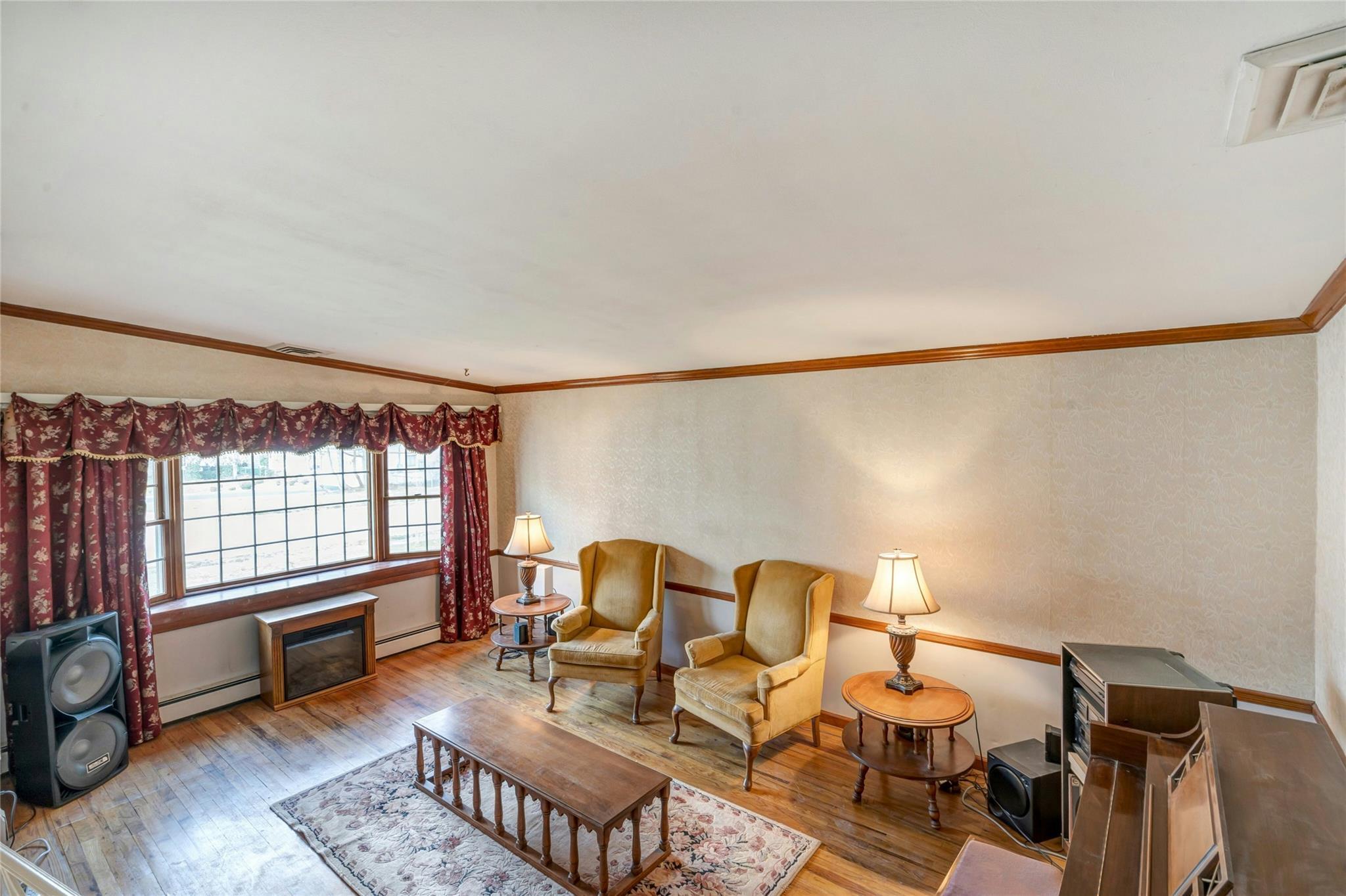 Single Family Grissom  Suffolk County, NY 11788, MLS-835135-5