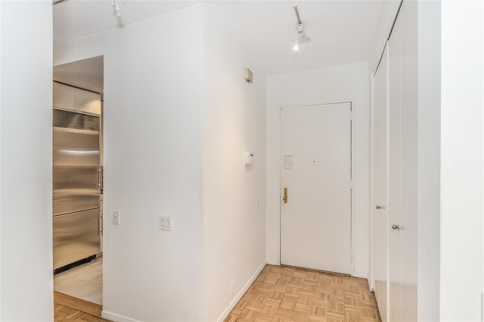 Condo United Nations  Manhattan, NY 10017, MLS-835232-3