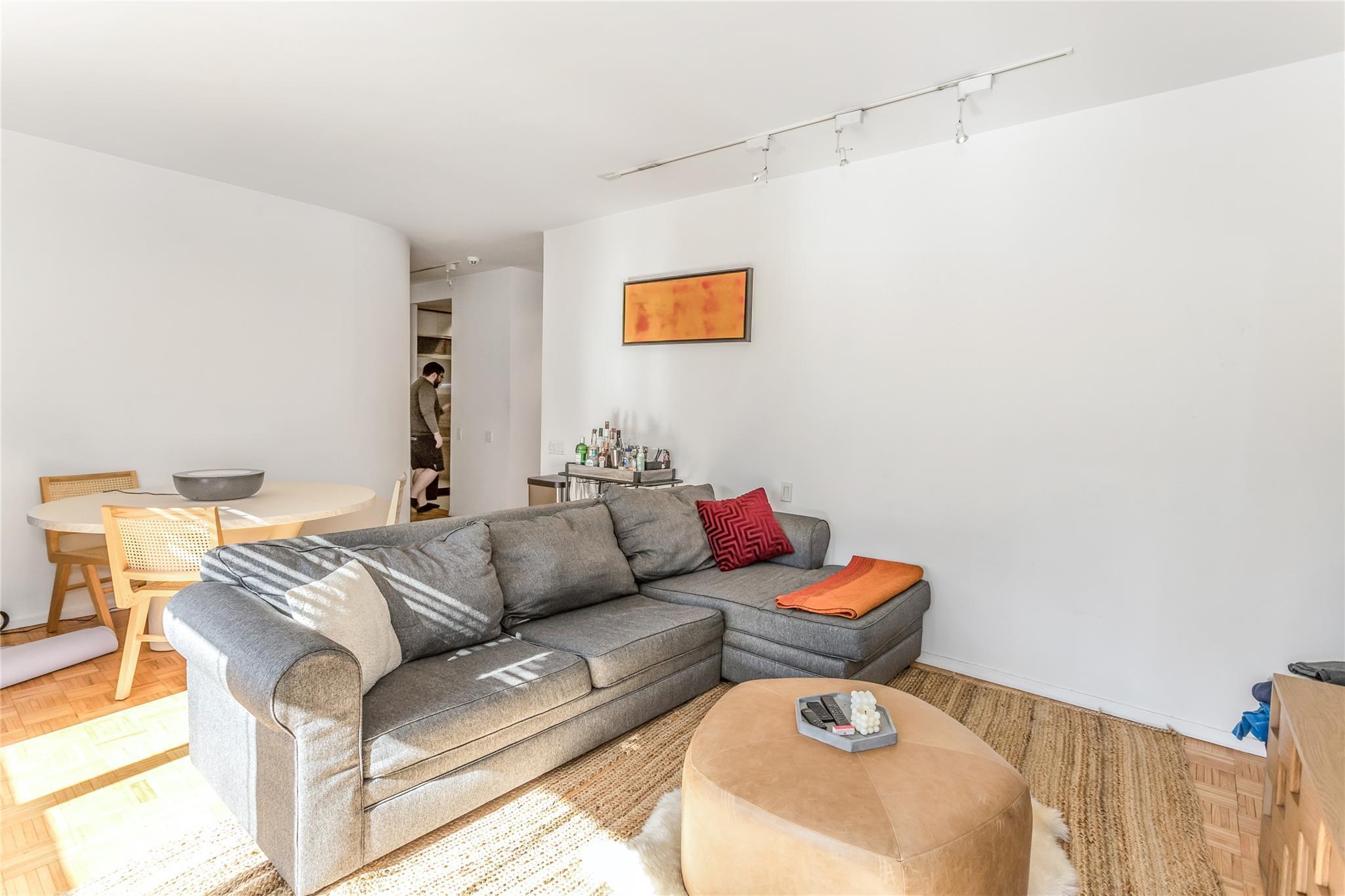 Condo United Nations  Manhattan, NY 10017, MLS-835232-6