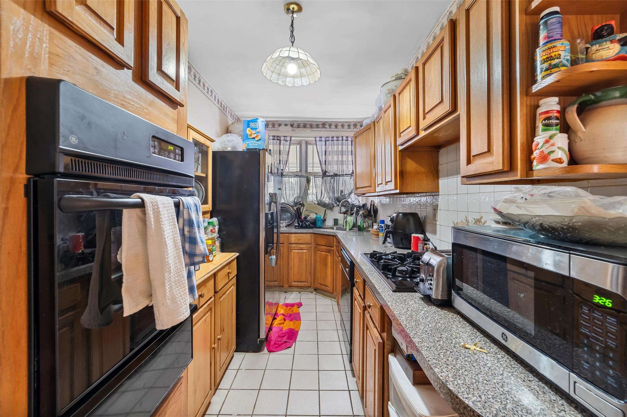 Single Family Edson  Bronx, NY 10466, MLS-835304-10