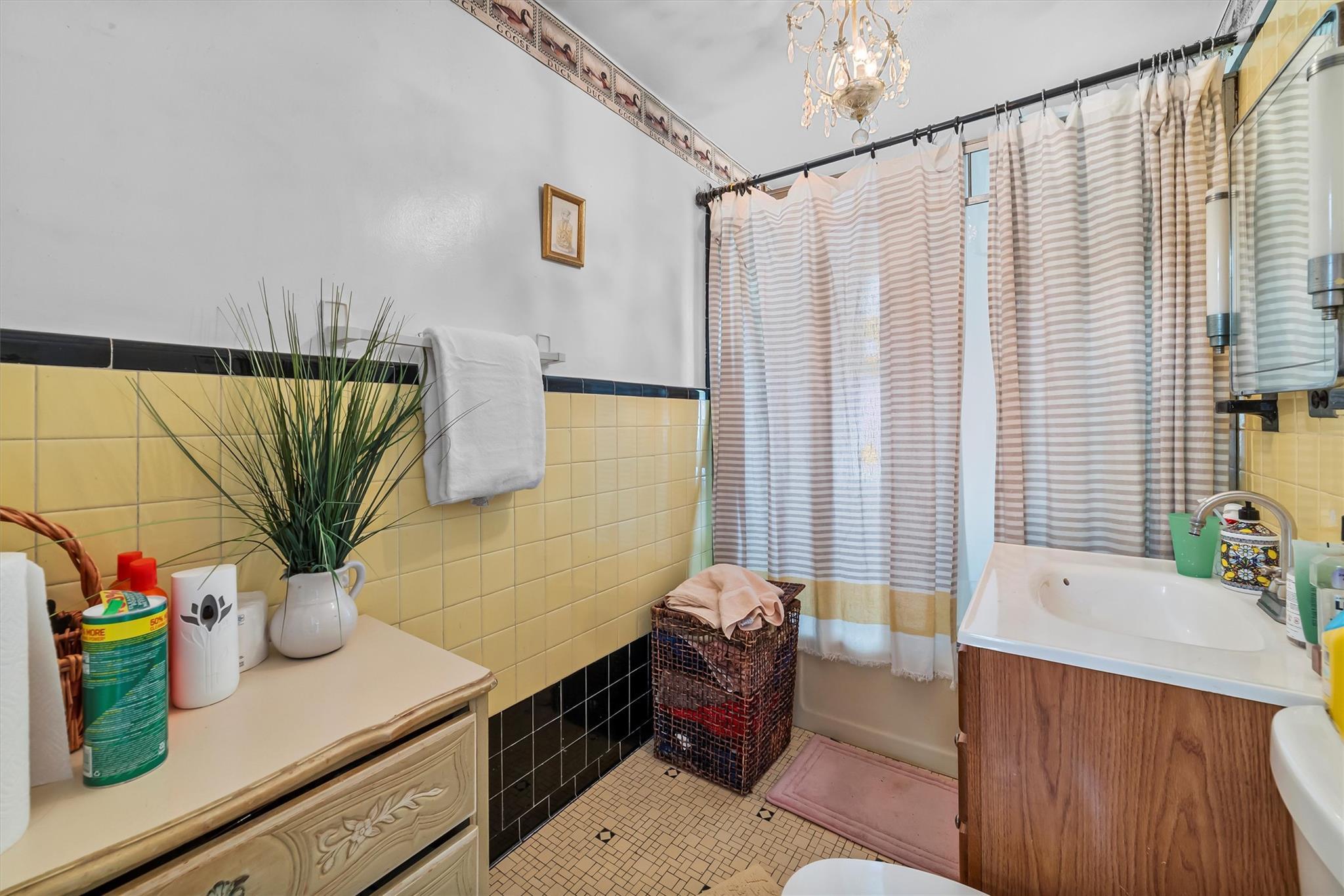 Single Family Edson  Bronx, NY 10466, MLS-835304-13