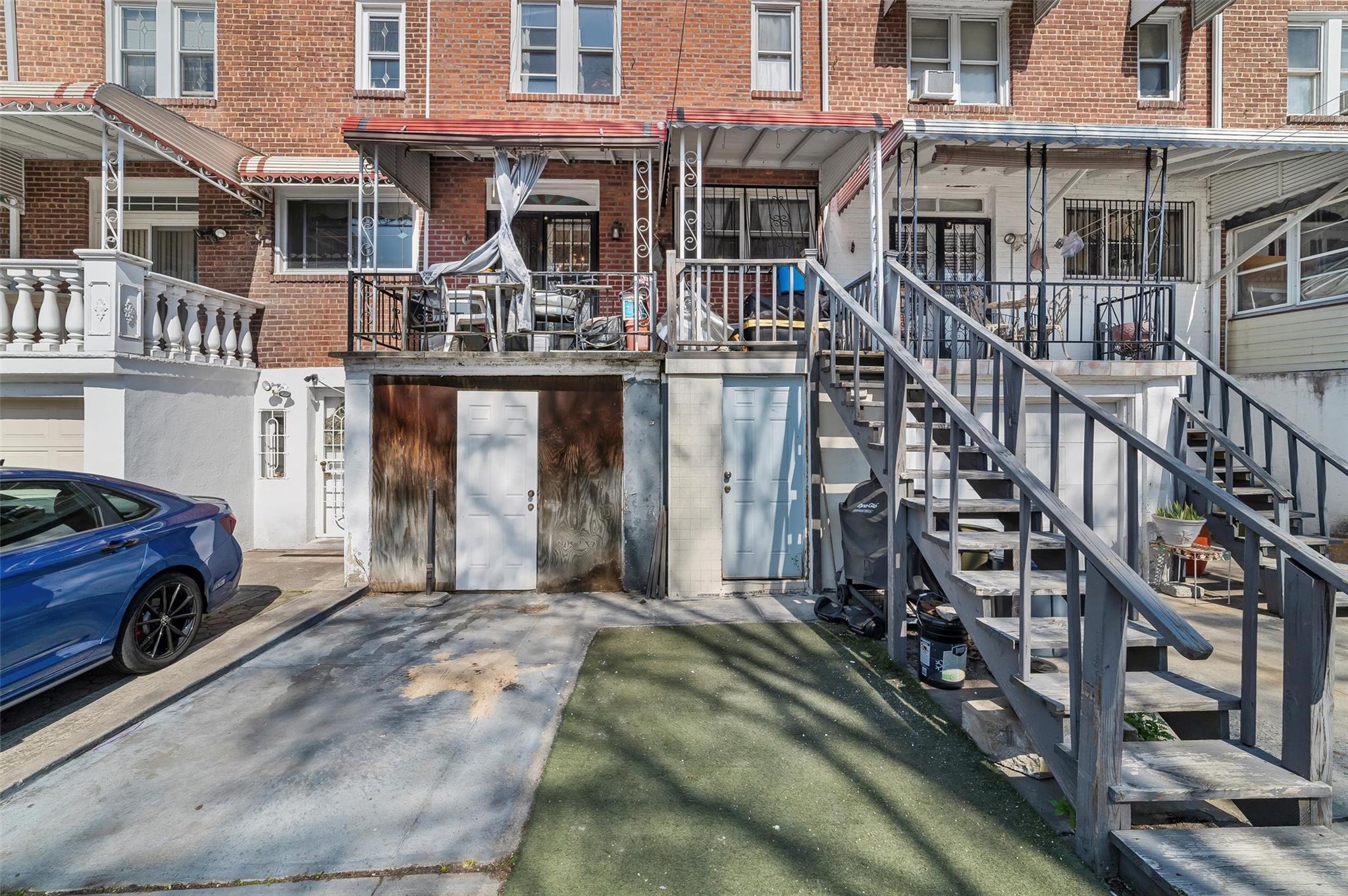 Single Family Edson  Bronx, NY 10466, MLS-835304-23