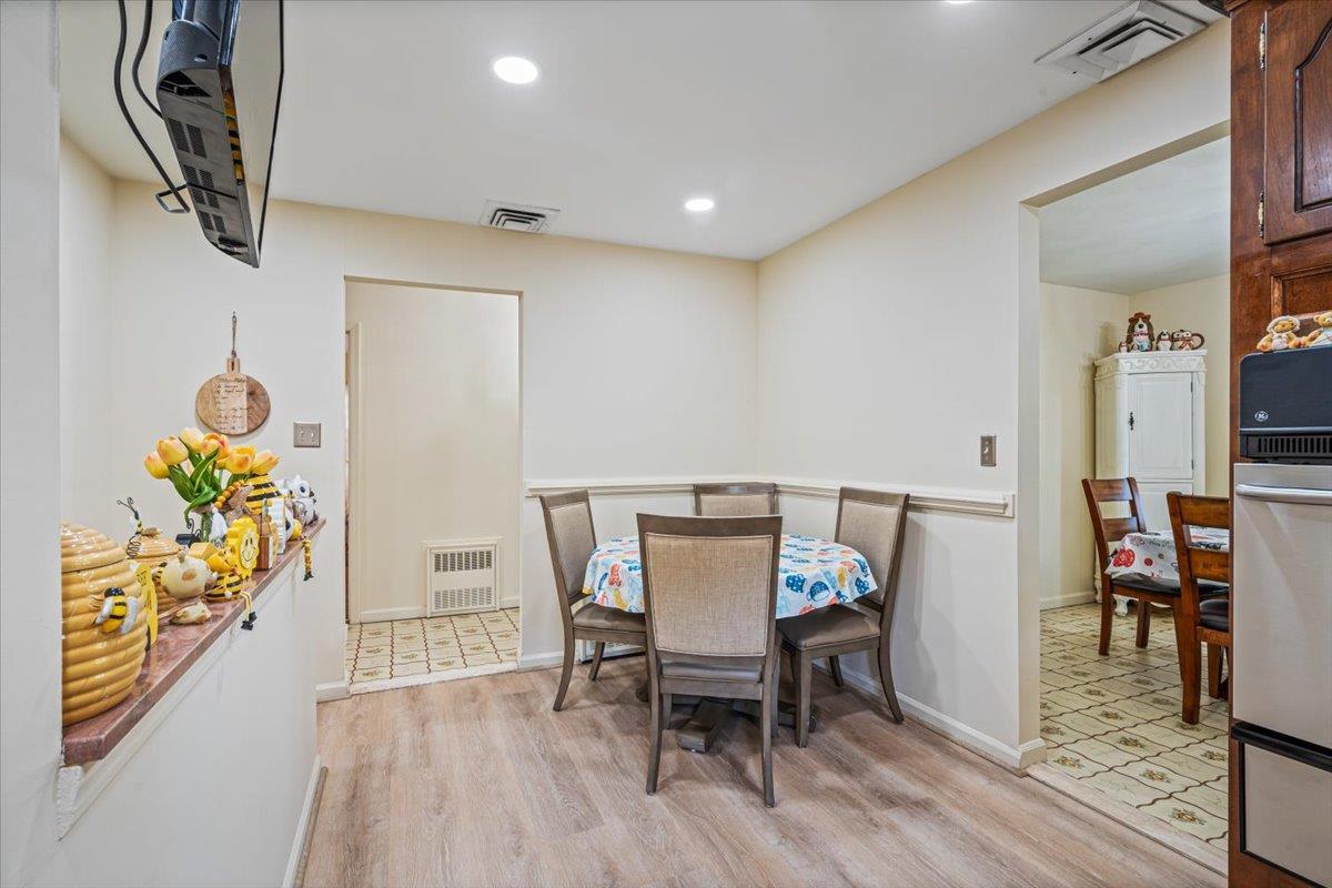 Single Family 85  Nassau County, NY 11001, MLS-835305-13