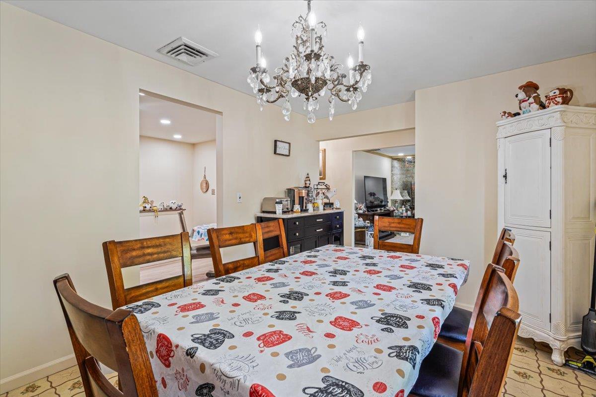 Single Family 85  Nassau County, NY 11001, MLS-835305-15